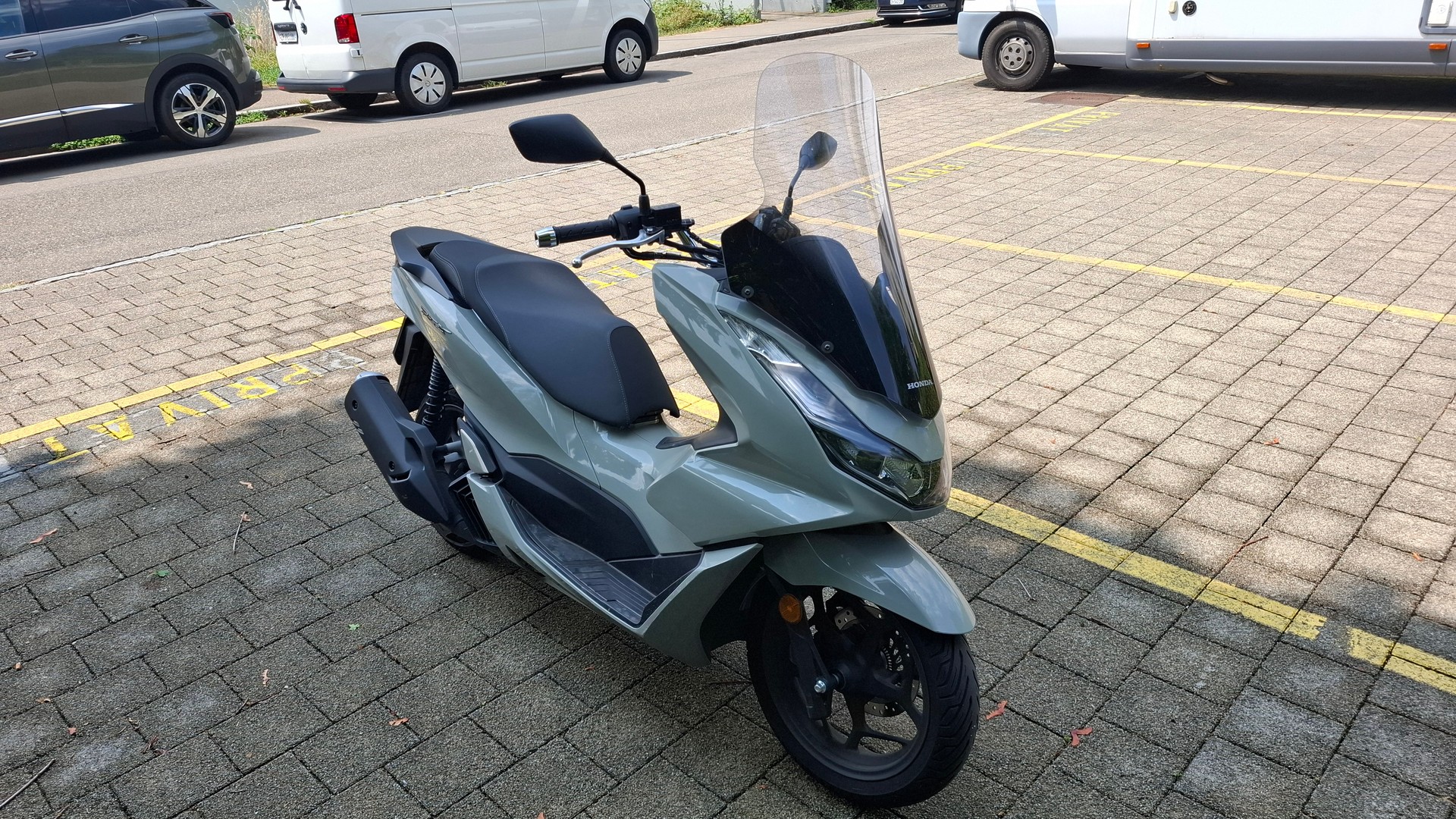 HONDA PCX 125 i ABS-image-4