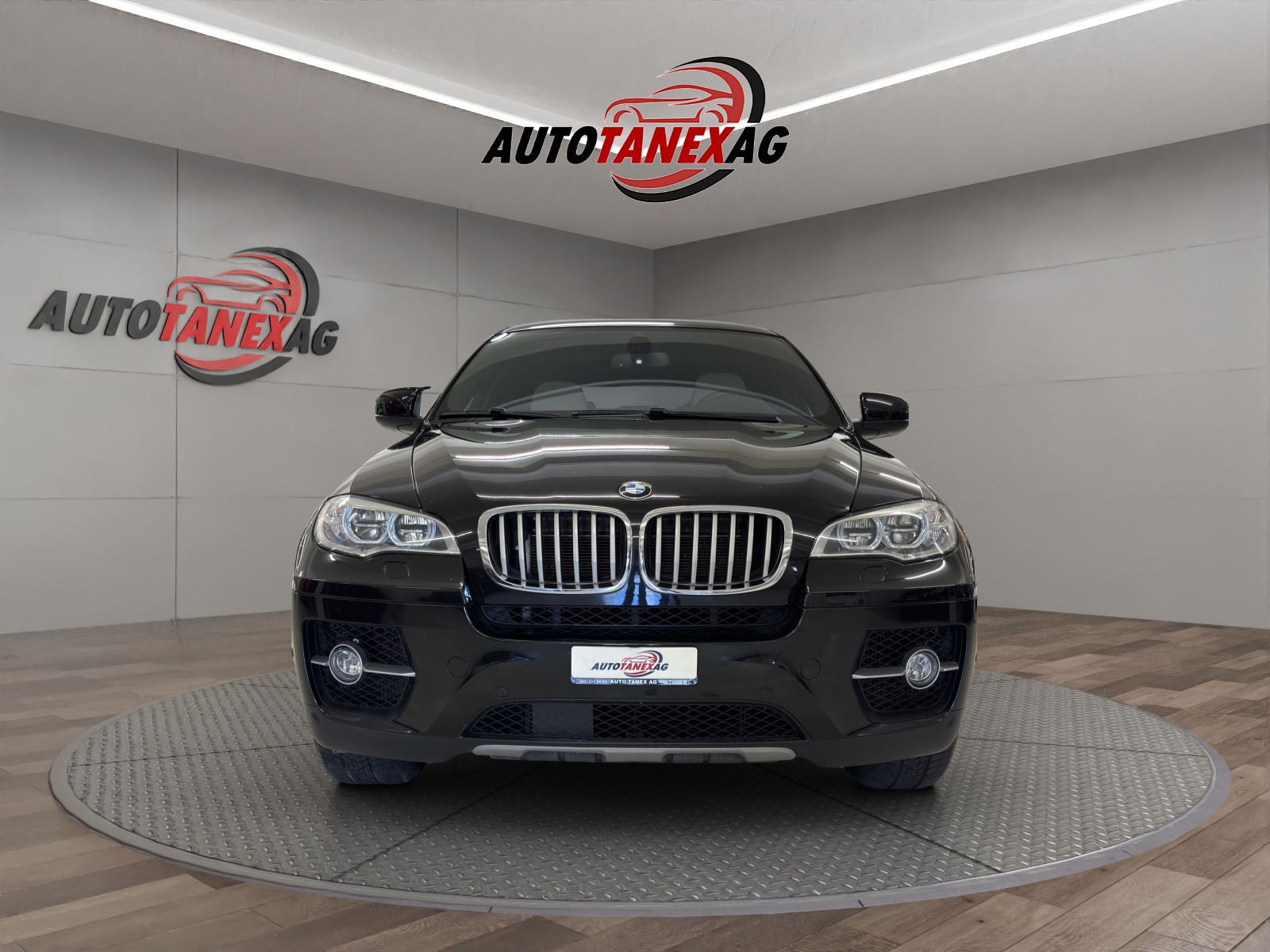 BMW X6 M50d Steptronic-showroom-element-3