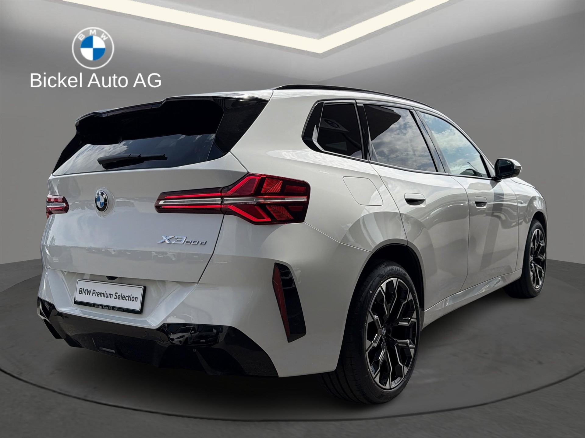 BMW X3 xDrive 20d M Sport-showroom-element-2