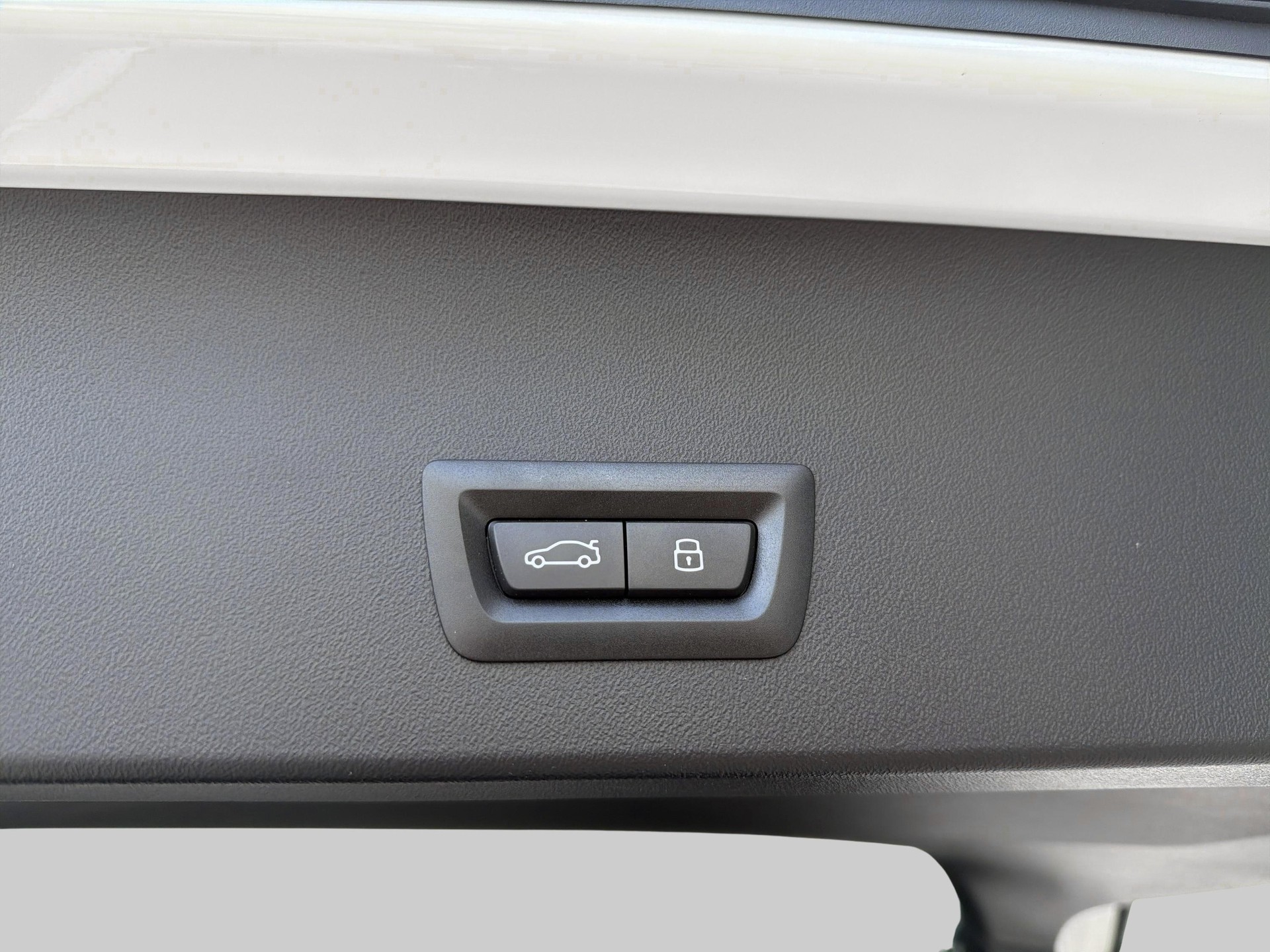 BMW X3 xDrive 20d M Sport-image-18