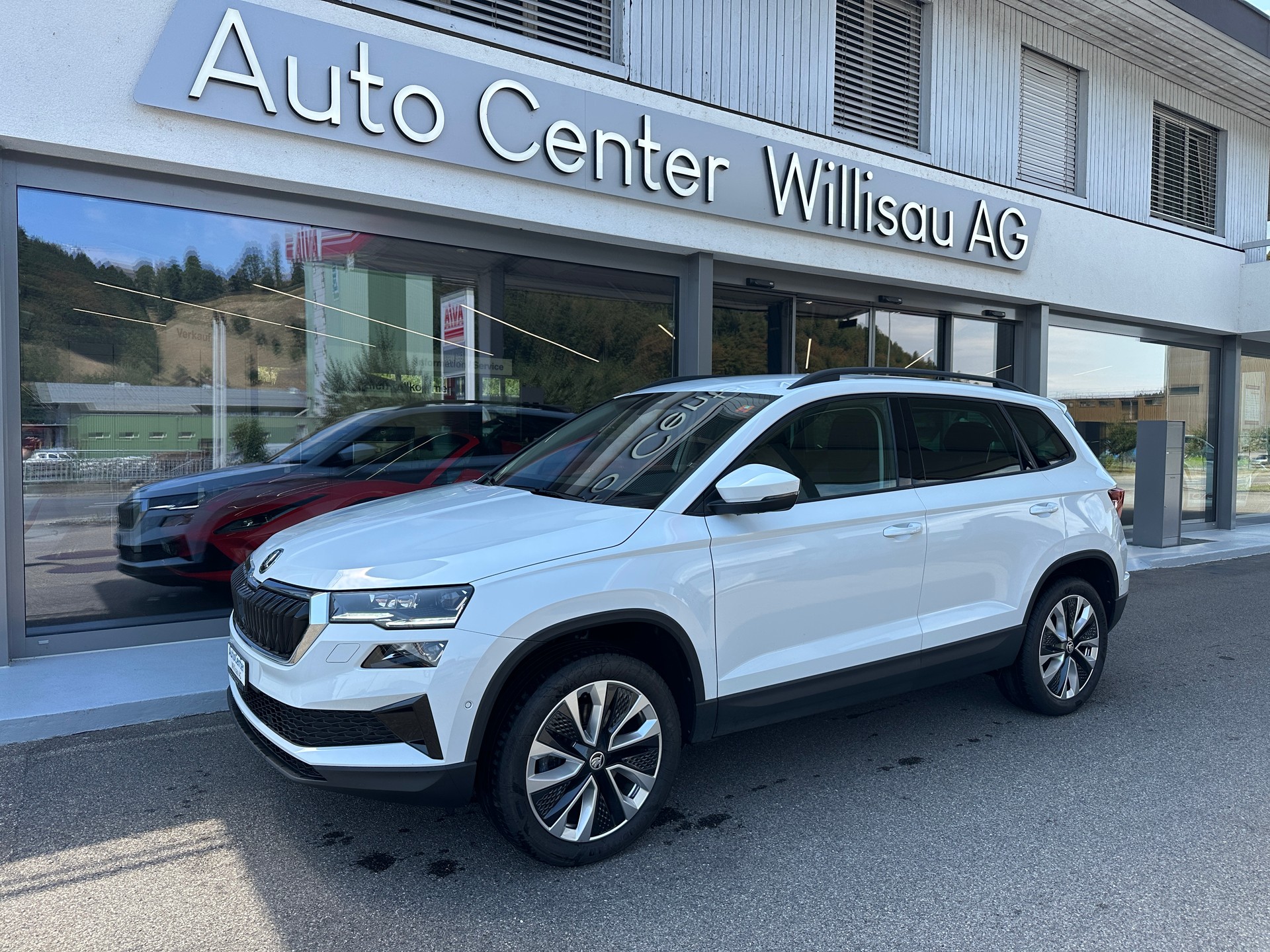 SKODA Karoq 2.0 TDI CR Style 4x4 DSG AHK 2100 KG