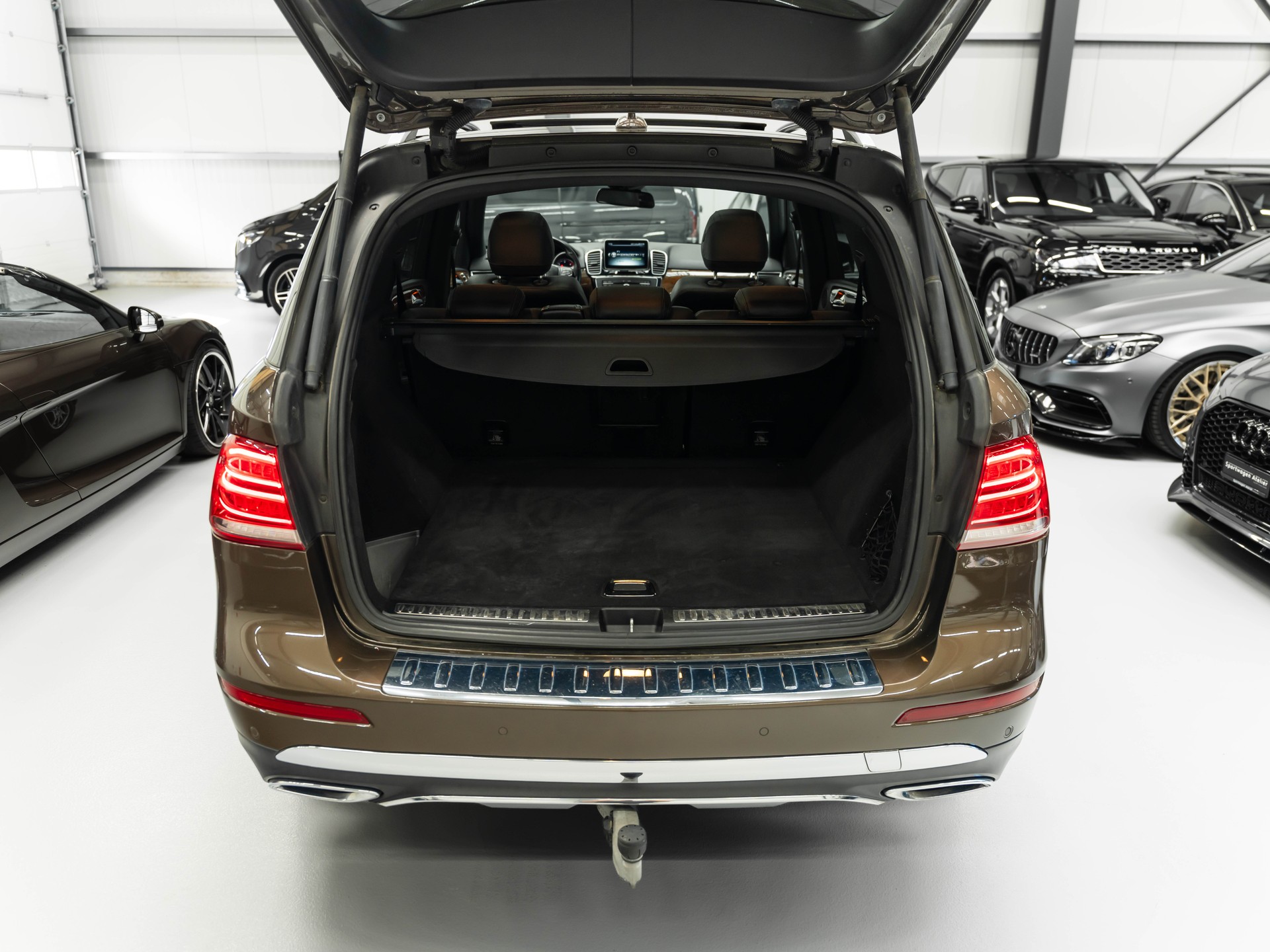 MERCEDES-BENZ GLE 350 d 4Matic 9G-Tronic-image-28