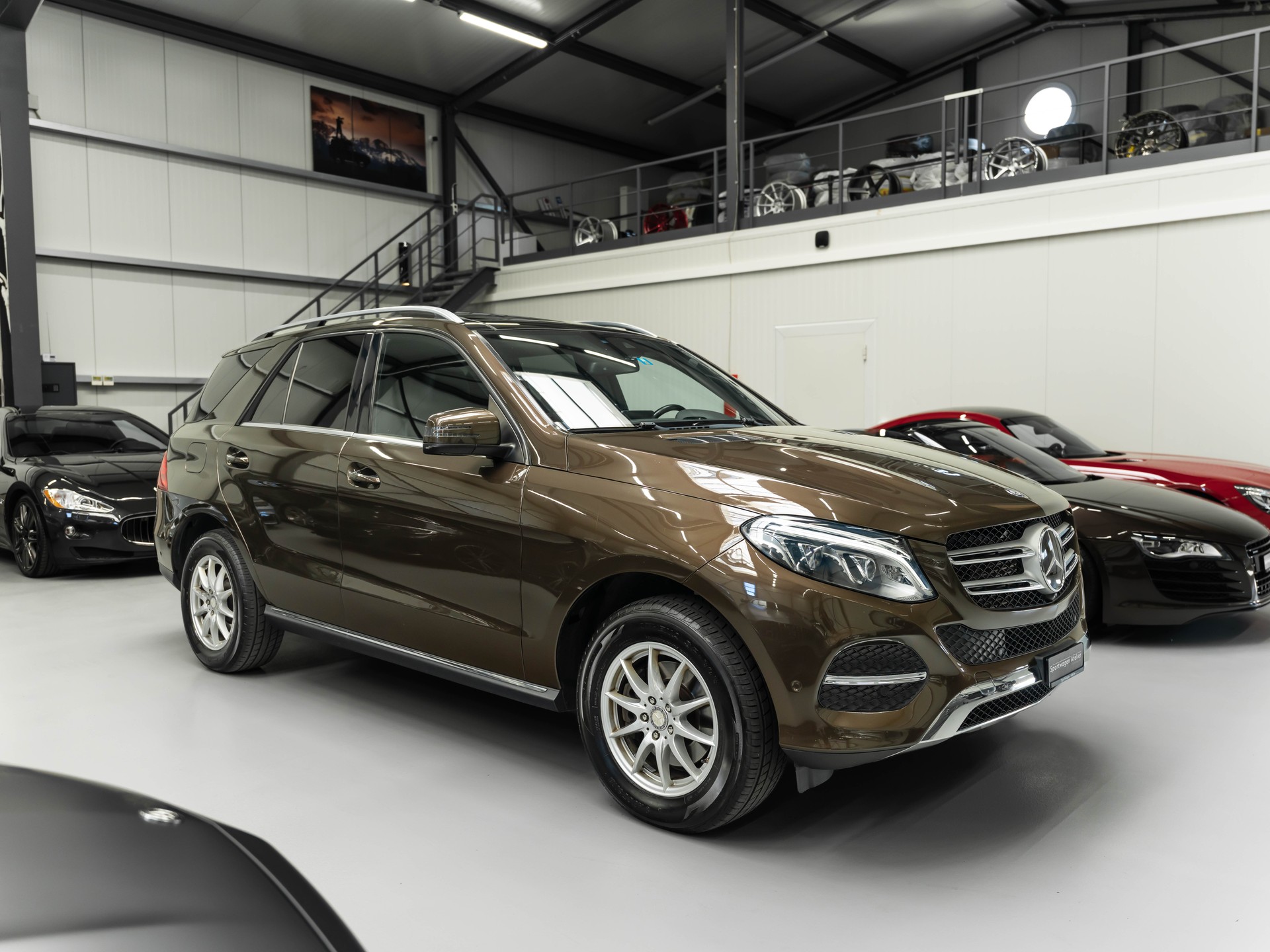 MERCEDES-BENZ GLE 350 d 4Matic 9G-Tronic-image-4