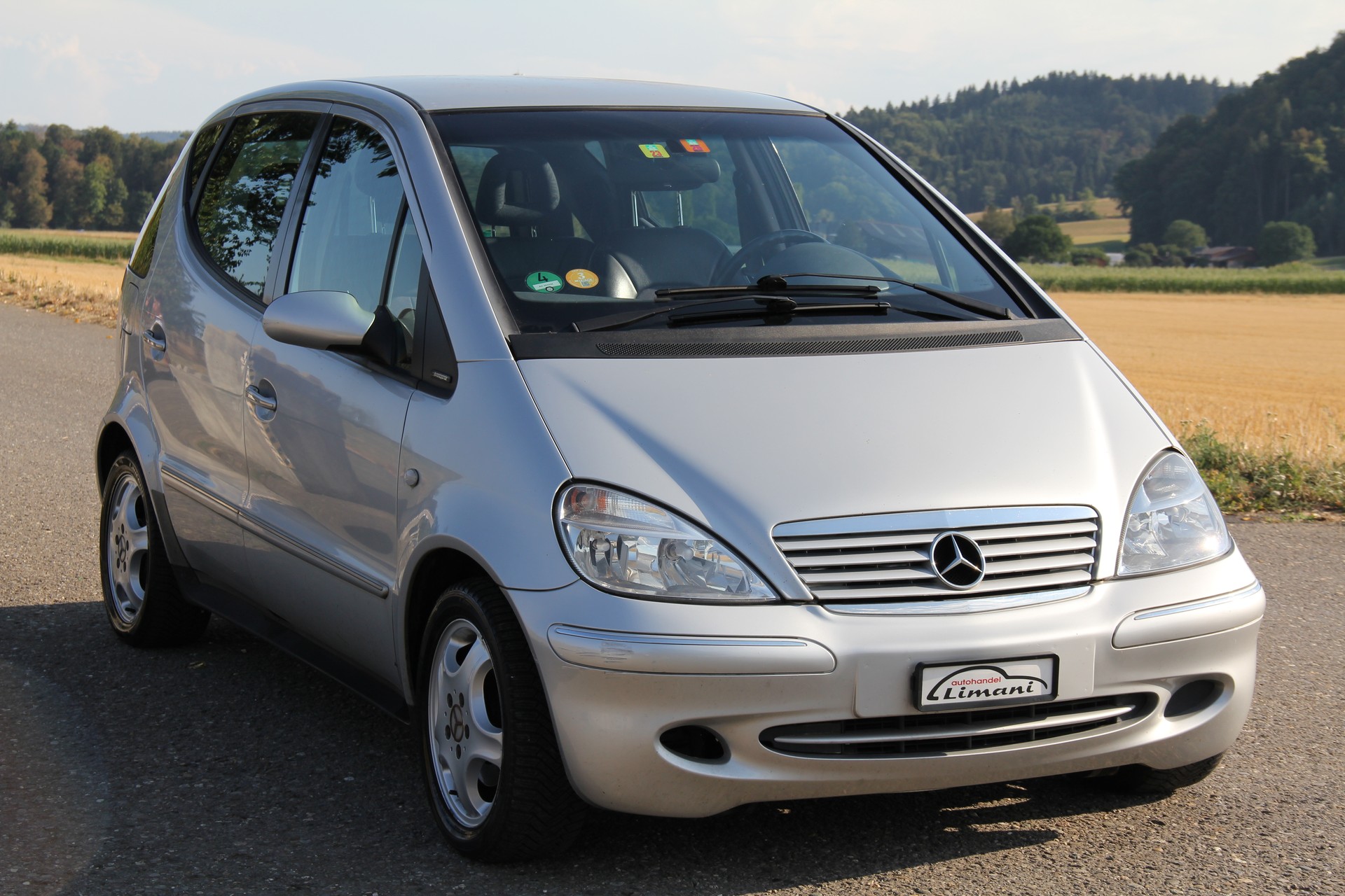 MERCEDES-BENZ A 160 L Avantgarde-showroom-element-2