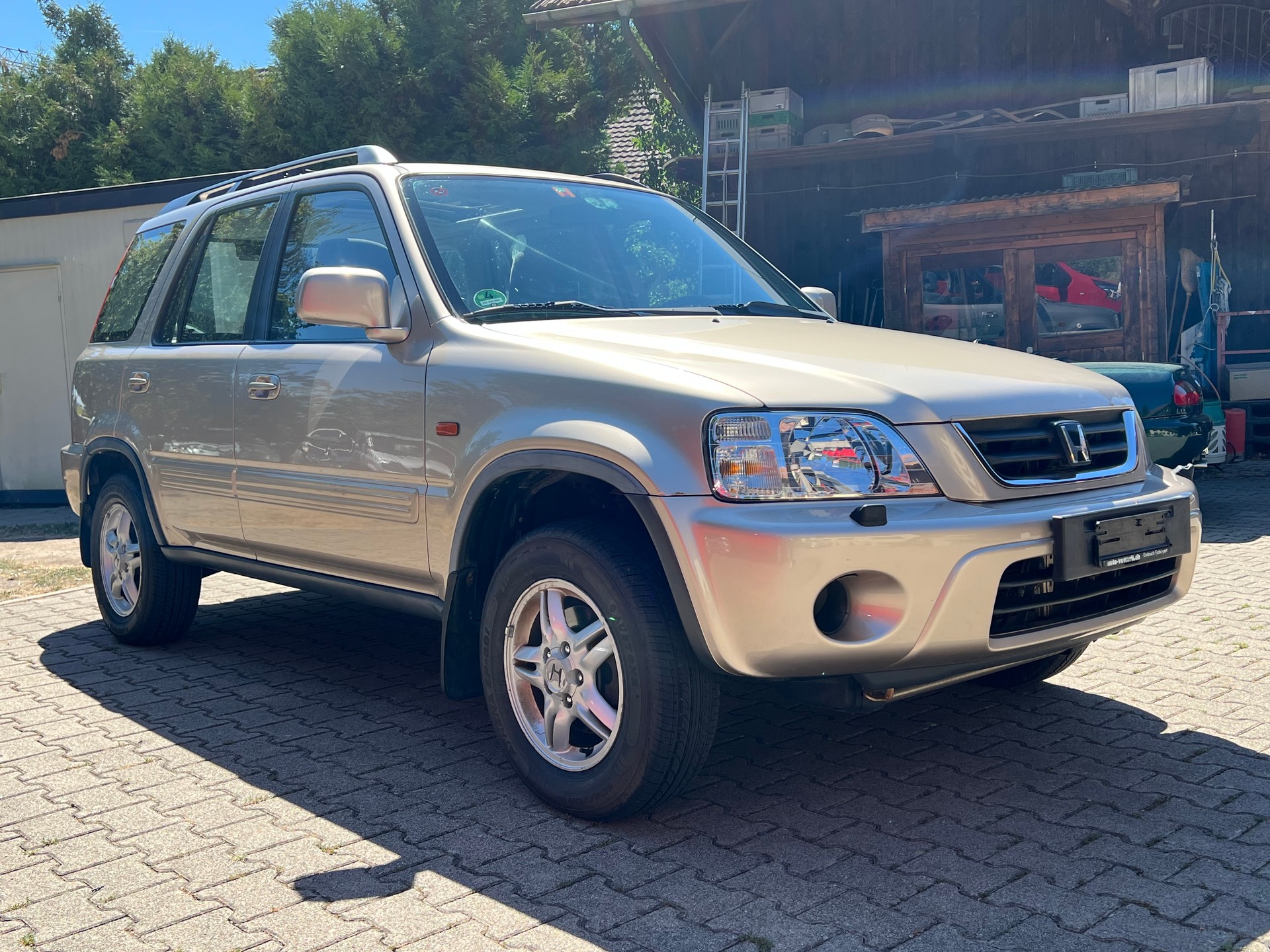 HONDA CR-V 2.0i 4WD LS-image-2