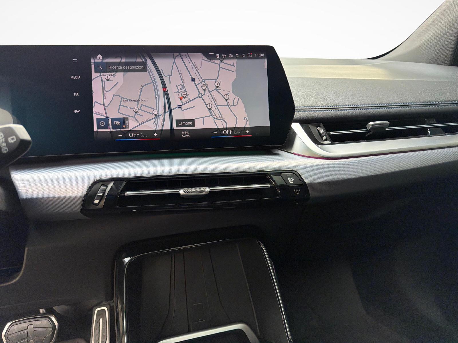 BMW 223d xDrive Active Tourer-image-13