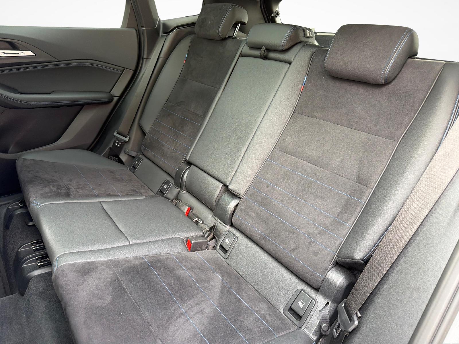BMW 223d xDrive Active Tourer-image-18