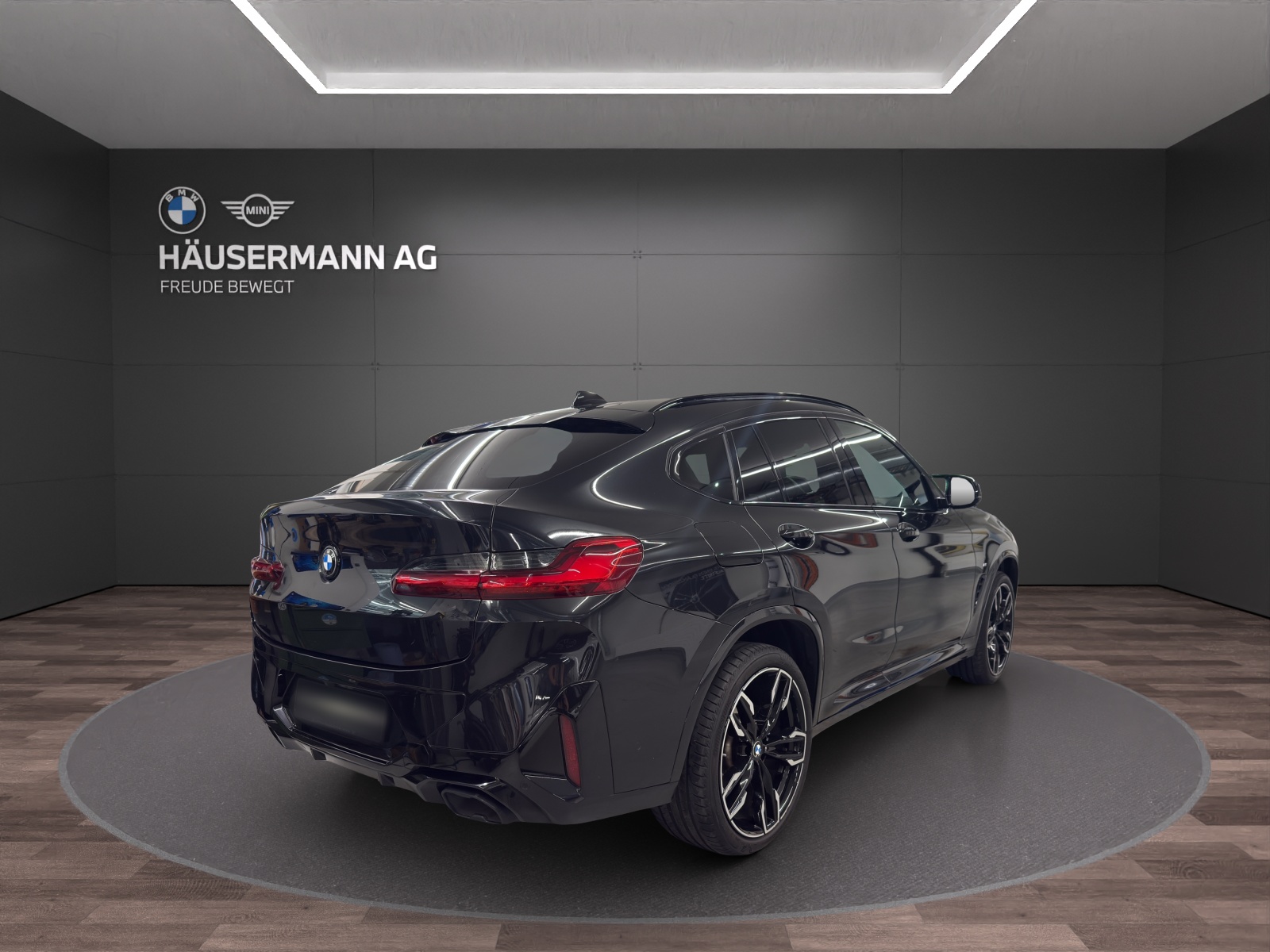 BMW X4 M40i-image-4