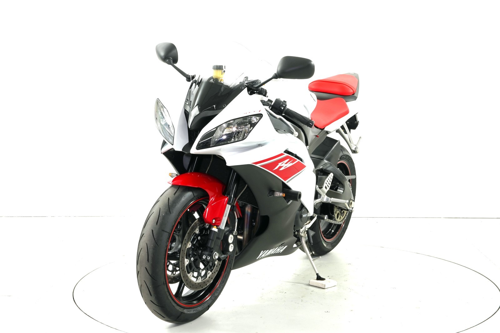 YAMAHA YZF-R6-image-2