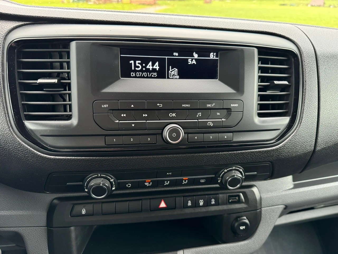 PEUGEOT Traveller 2.0 BlueHDi Active Standard 9 Plätzer-image-9