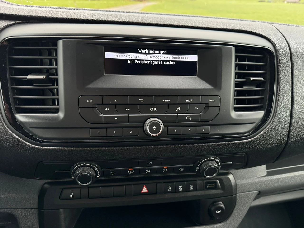 PEUGEOT Traveller 2.0 BlueHDi Active Standard 9 Plätzer-image-10