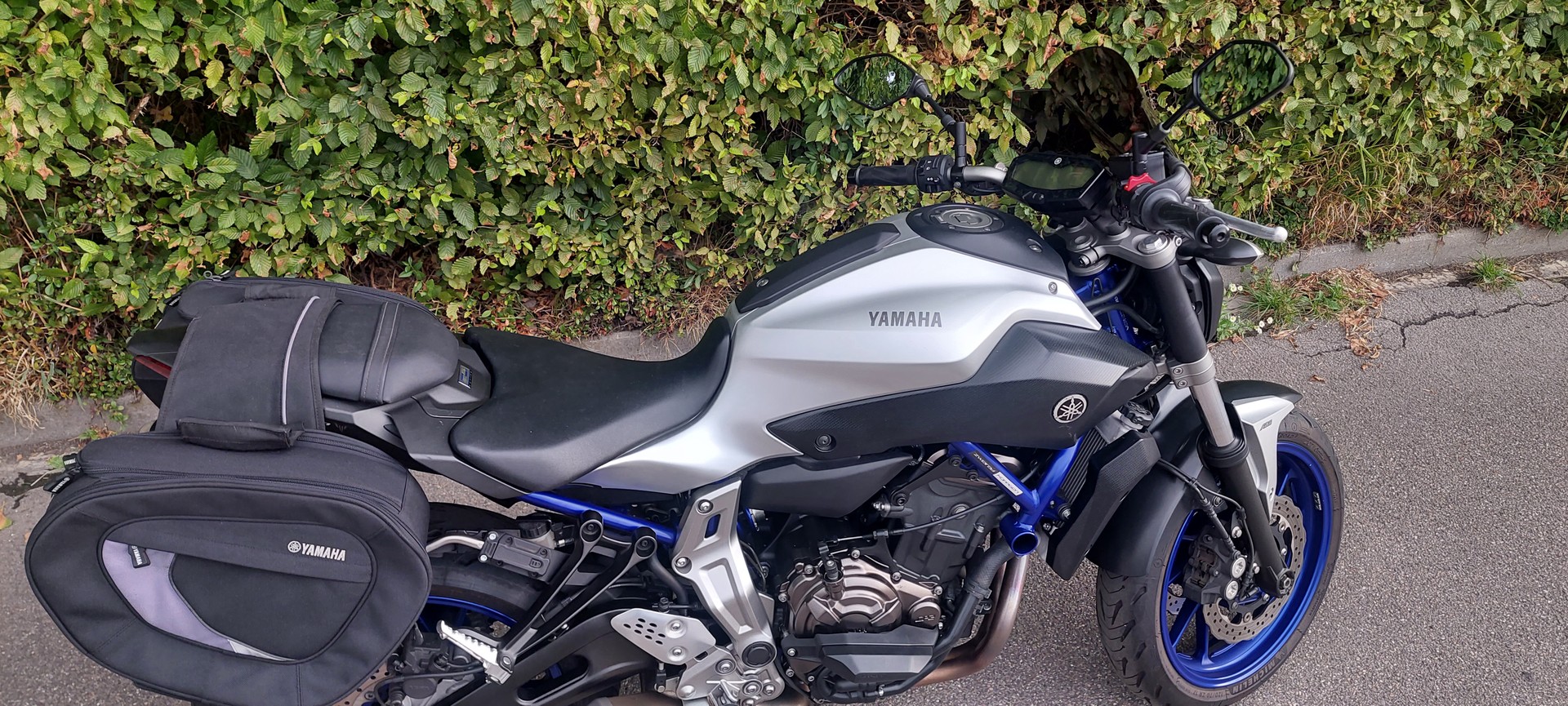 YAMAHA MT-07 ABS-image-2