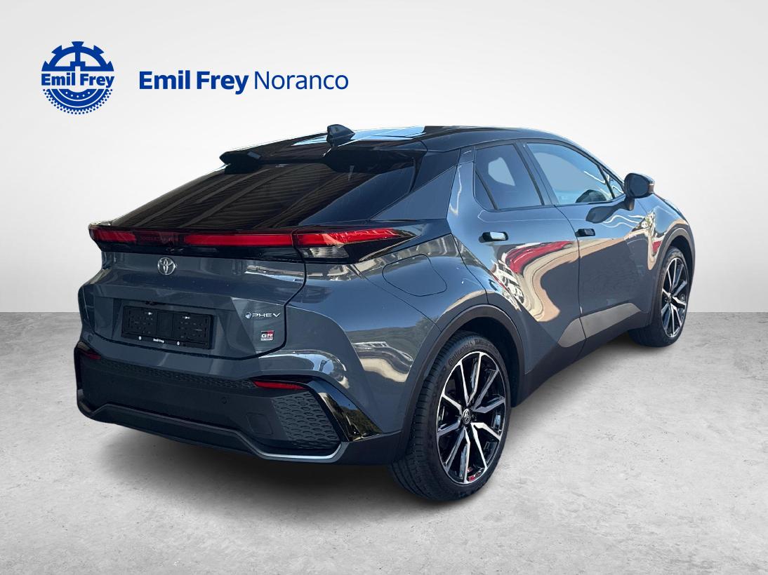 TOYOTA C-HR 2.0 PHEV GR Sport-image-4
