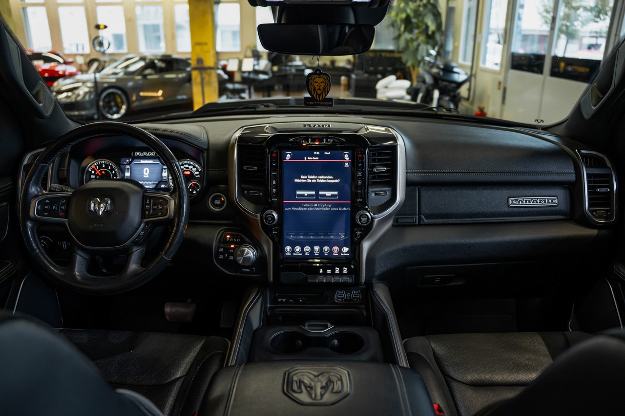 DODGE RAM 1500 5.7 V8 Hemi Laramie-image-12