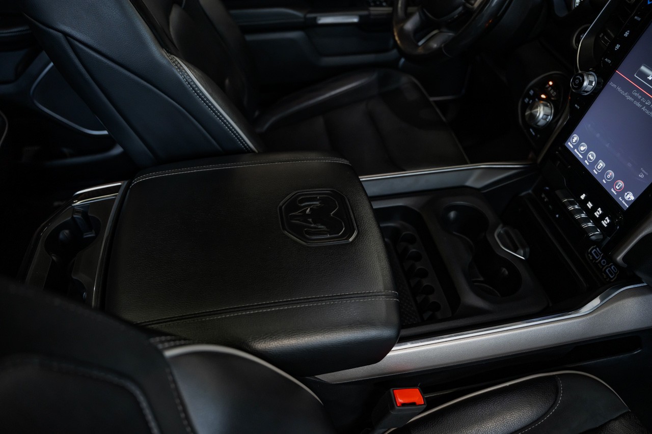 DODGE RAM 1500 5.7 V8 Hemi Laramie-image-39