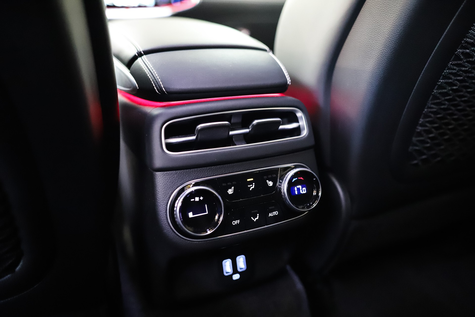 GENESIS GV70 Electrified Sport kWh 77,4 AWD * Makalu Gray (Matt) *-image-16