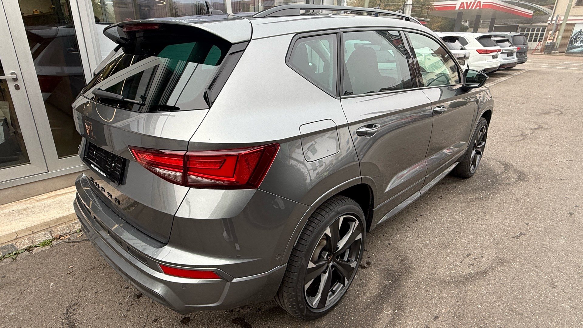 CUPRA Ateca 2.0 TSI 4Drive *** ANHÄNGERKUPPLUNG & 5 JAHRE CUPRA WERKSGARANTIE ***-showroom-element-3