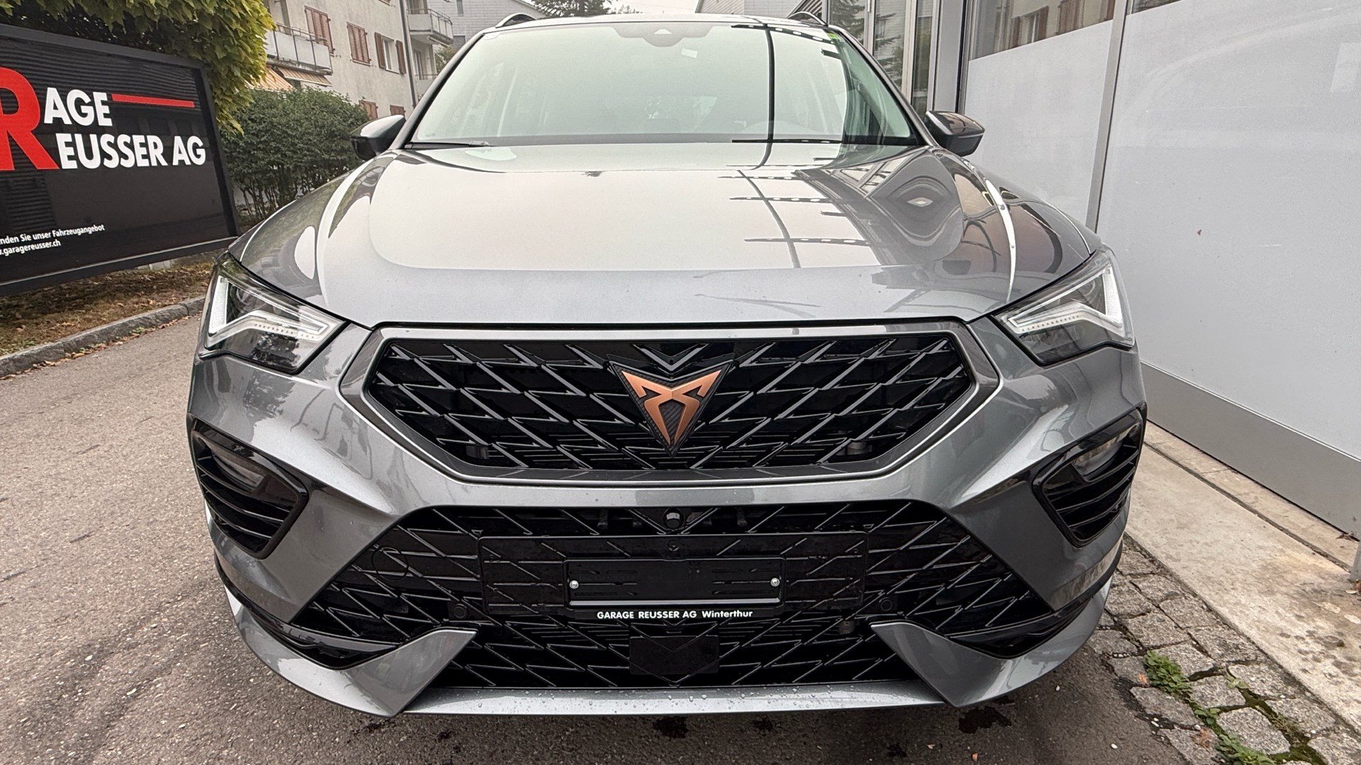 CUPRA Ateca 2.0 TSI 4Drive *** ANHÄNGERKUPPLUNG & 5 JAHRE CUPRA WERKSGARANTIE ***-showroom-element-1