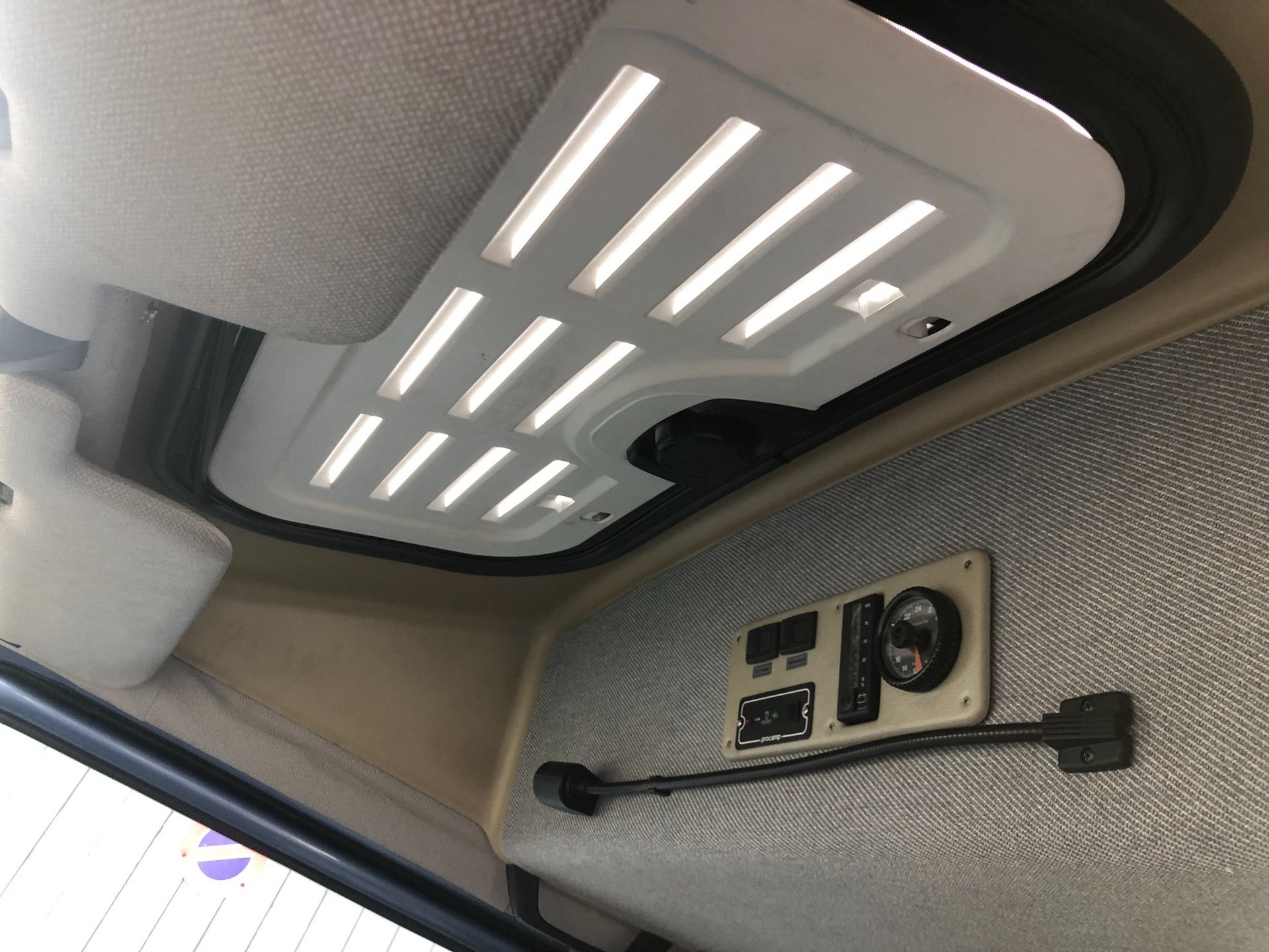 VW T2 CARAVELLE BLUESTAR Multivan Hannover Edition-image-6