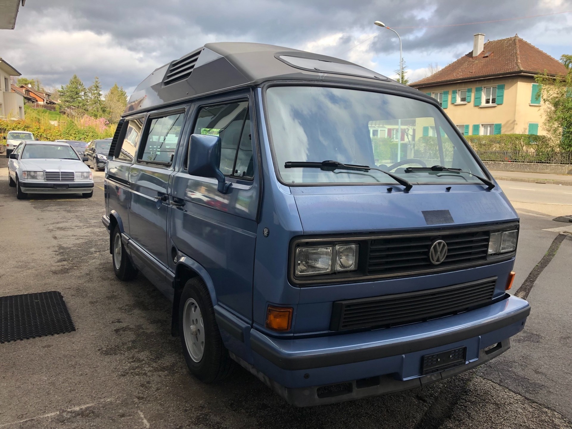 VW T2 CARAVELLE BLUESTAR Multivan Hannover Edition-showroom-element-2
