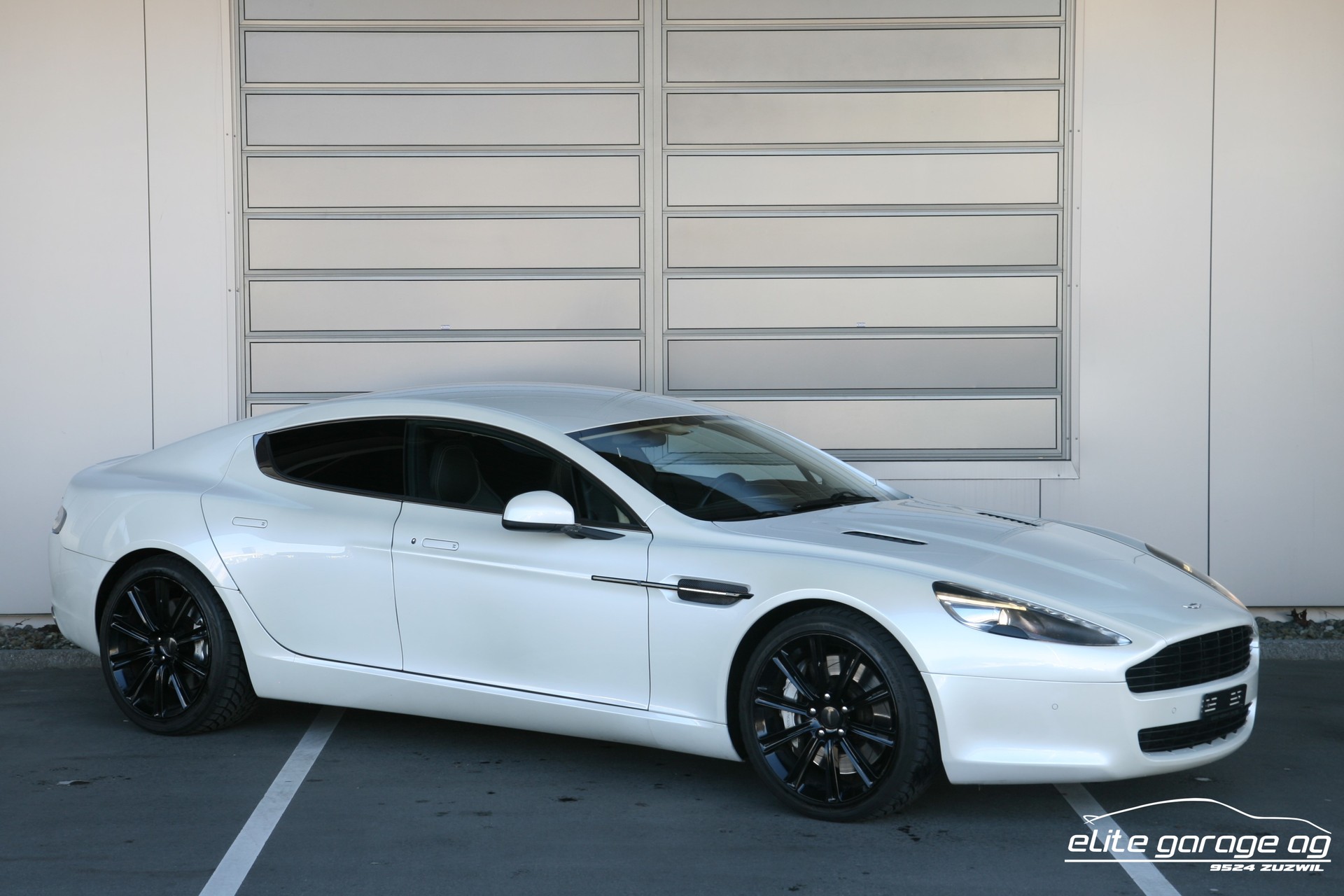 ASTON MARTIN Rapide 5.9 V12 Touchtronic 2-image-6