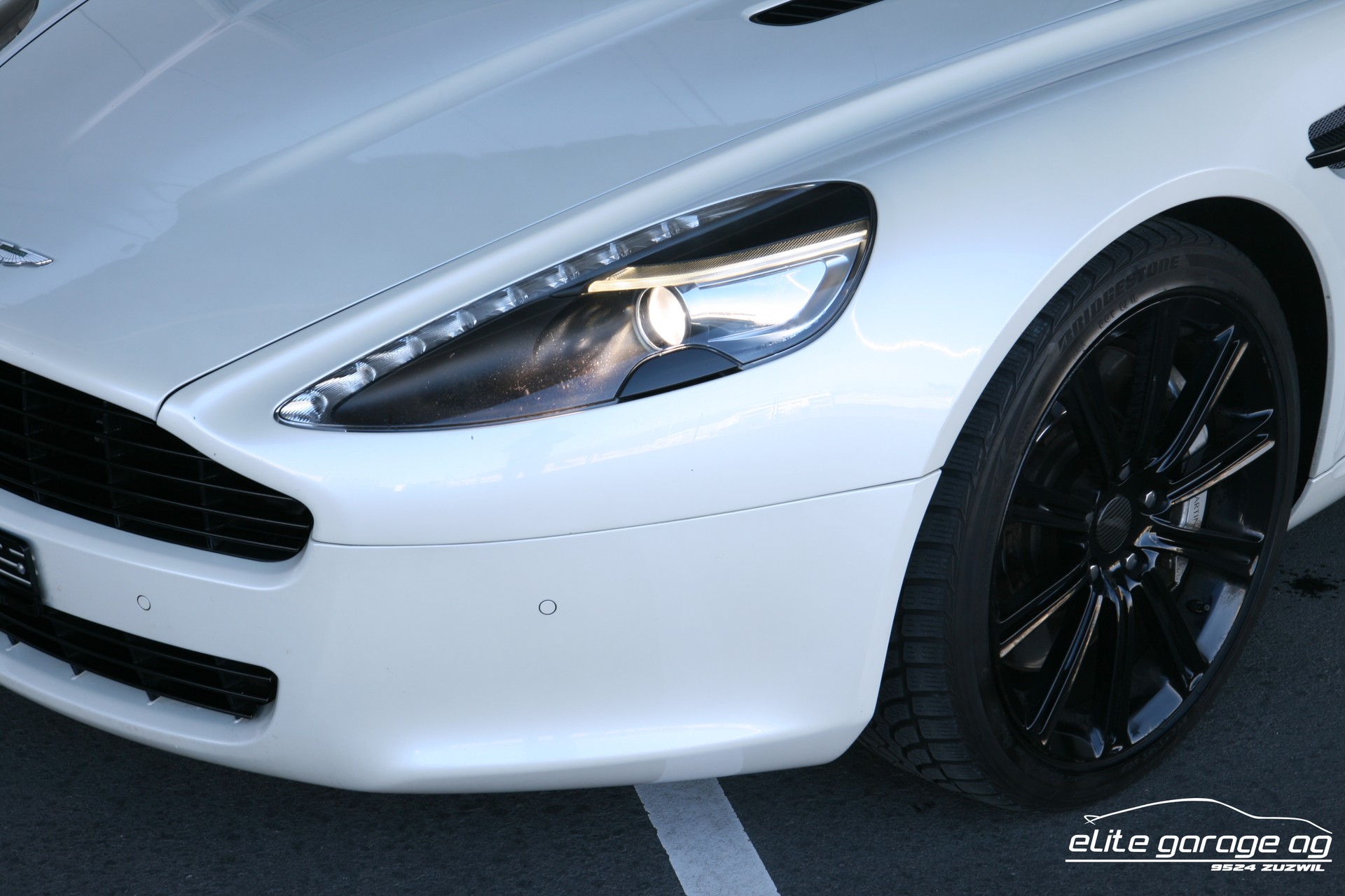 ASTON MARTIN Rapide 5.9 V12 Touchtronic 2-image-8