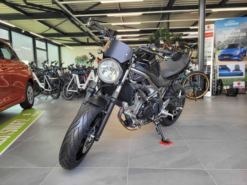 SUZUKI SV 650 Custem. (35kW)