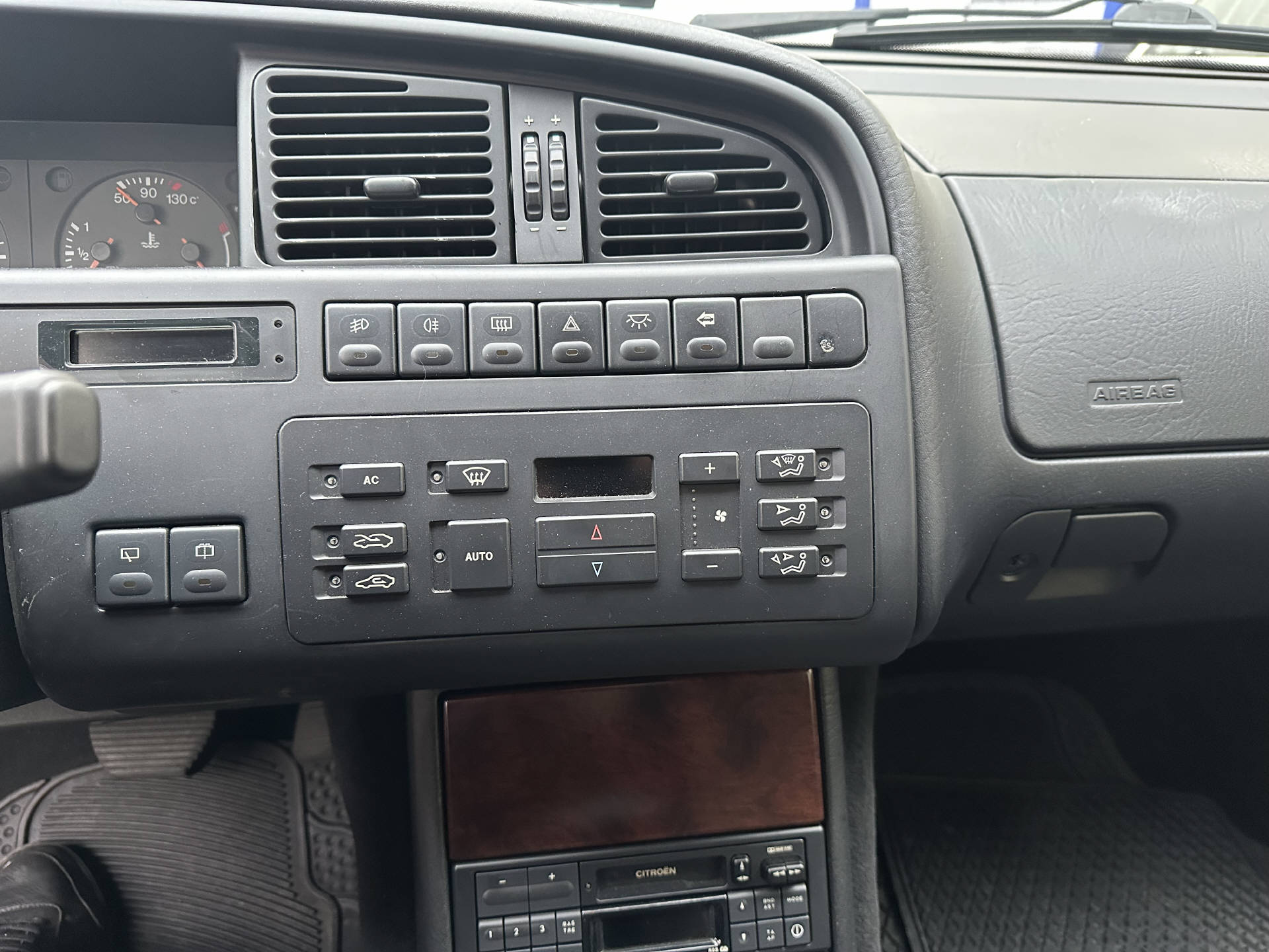 CITROEN XM 3.0 V6-image-10