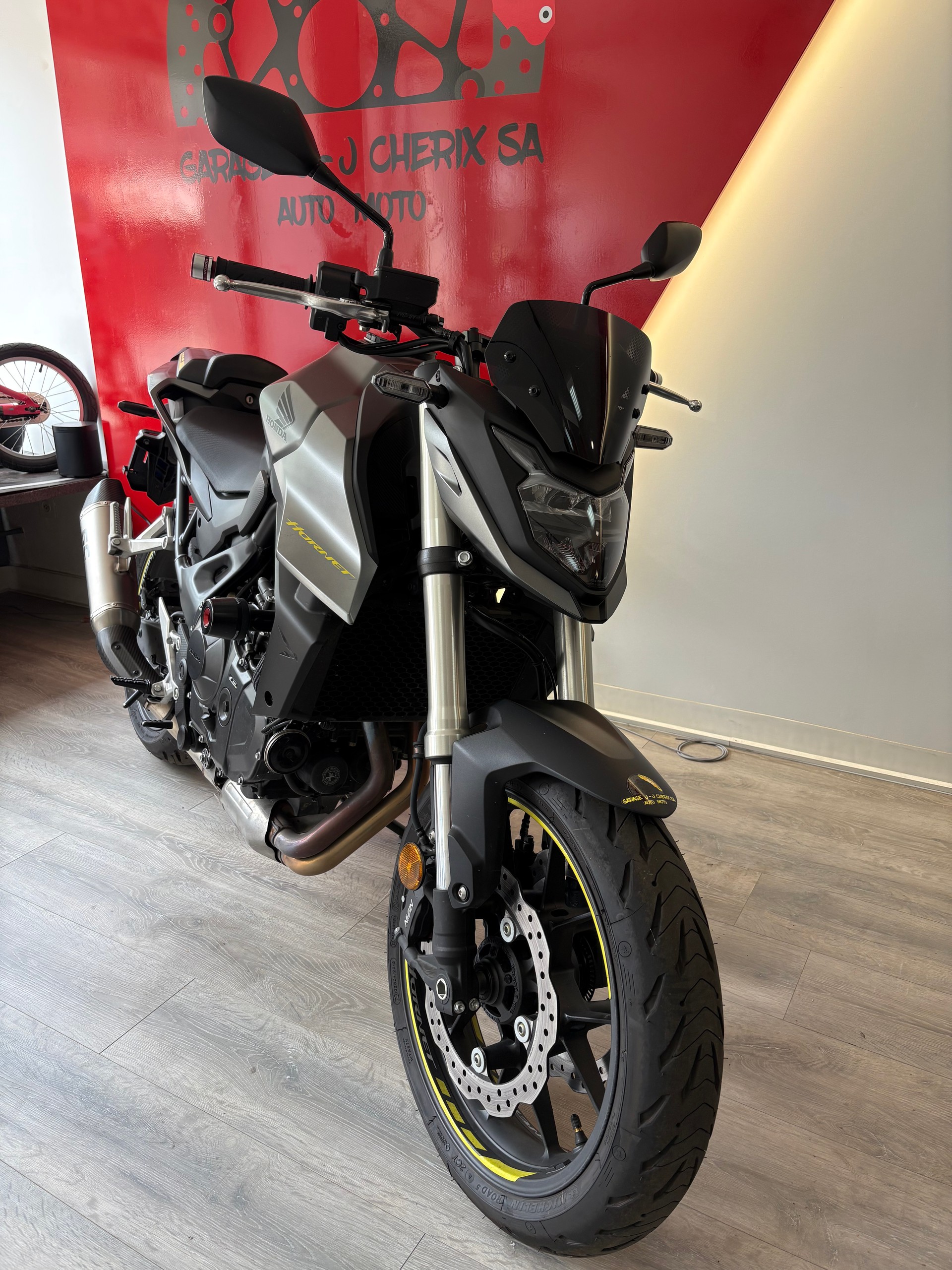 HONDA CB 750 Hornet (35kW)-image-2