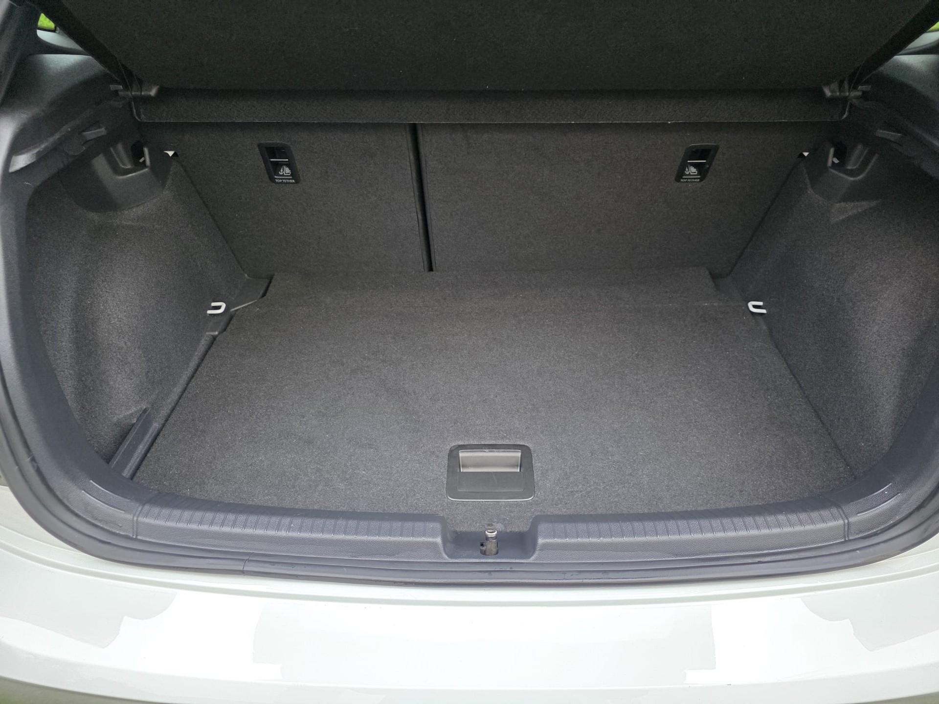 VW Polo 2.0 TSI GTI DSG CH FAHRZEUG WERKSGARANTIE BIS 09.2026-image-14
