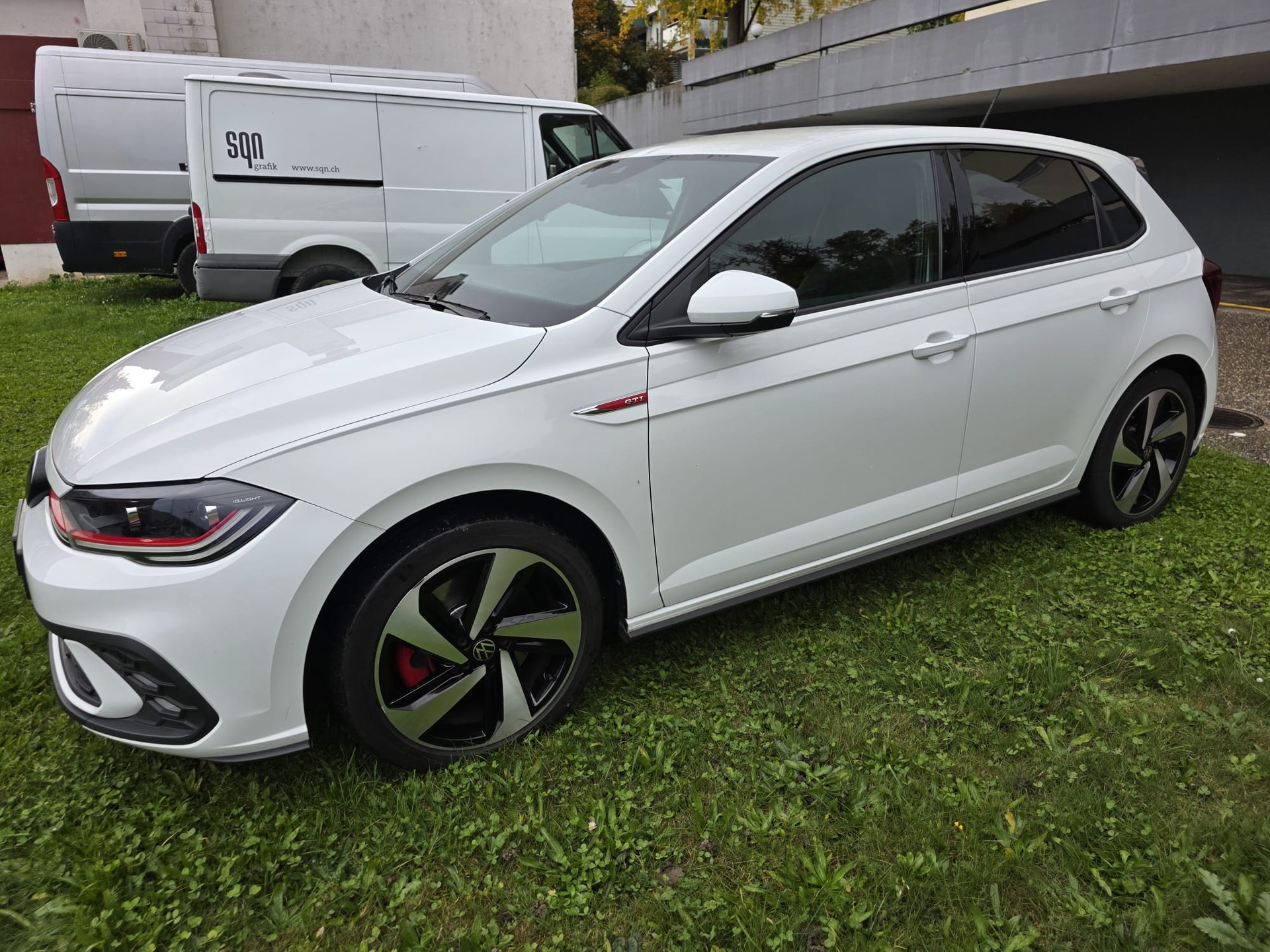 VW Polo 2.0 TSI GTI DSG CH FAHRZEUG WERKSGARANTIE BIS 09.2026-image-3