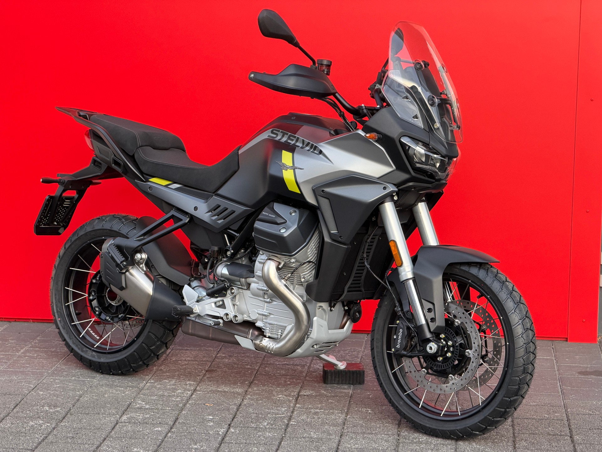 MOTO GUZZI Stelvio 1000 E5+-image-1
