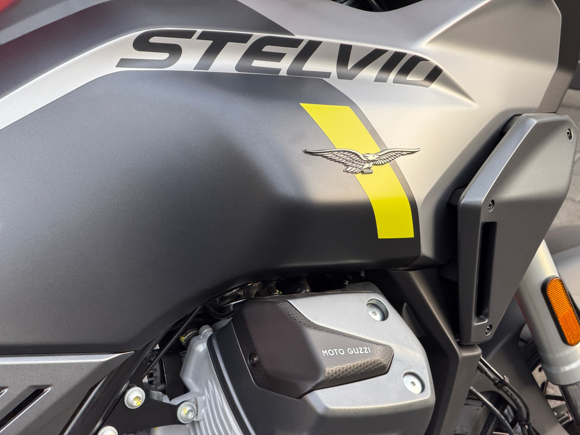 MOTO GUZZI Stelvio 1000 E5+-image-5