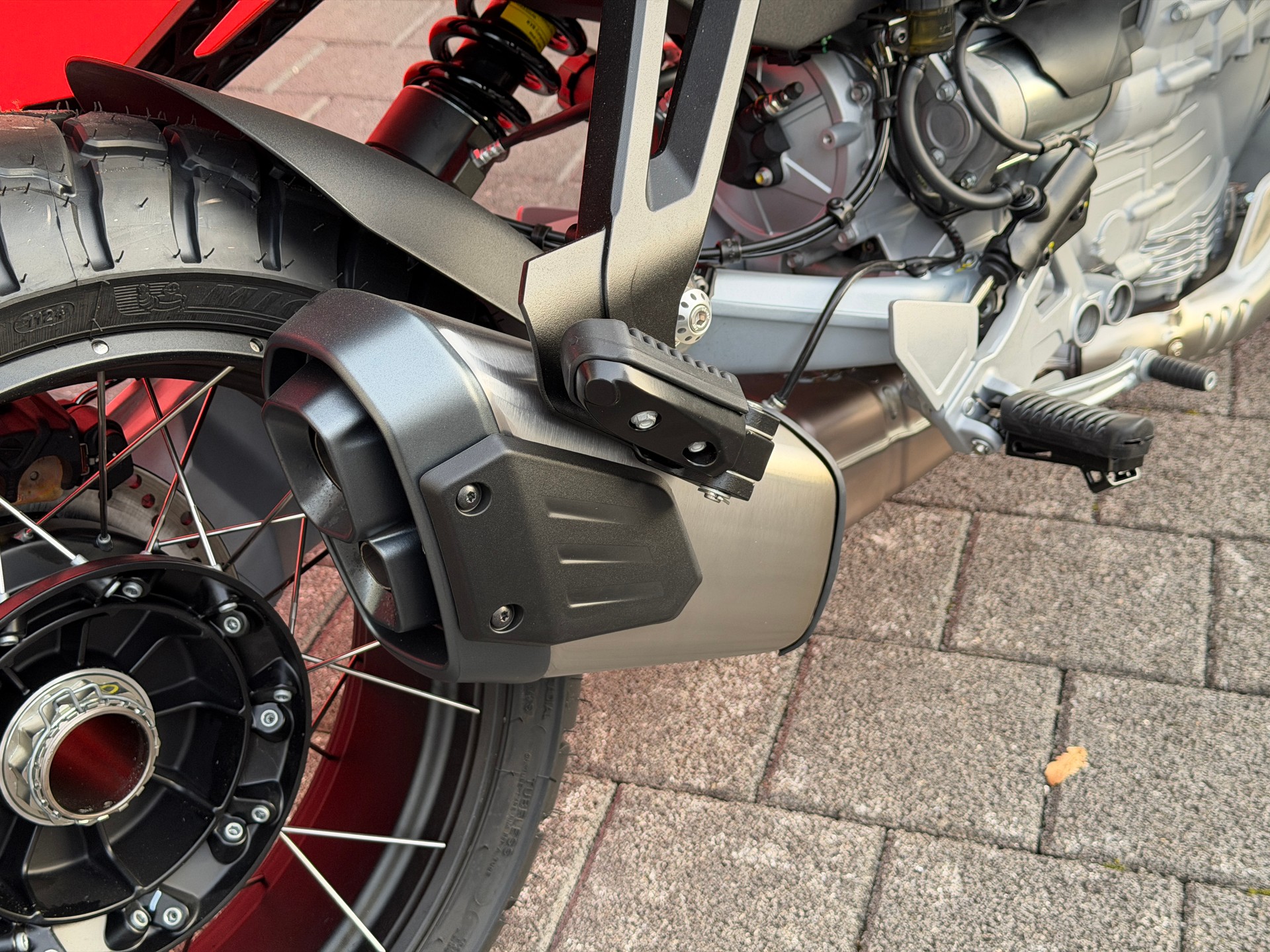 MOTO GUZZI Stelvio 1000 E5+-image-15