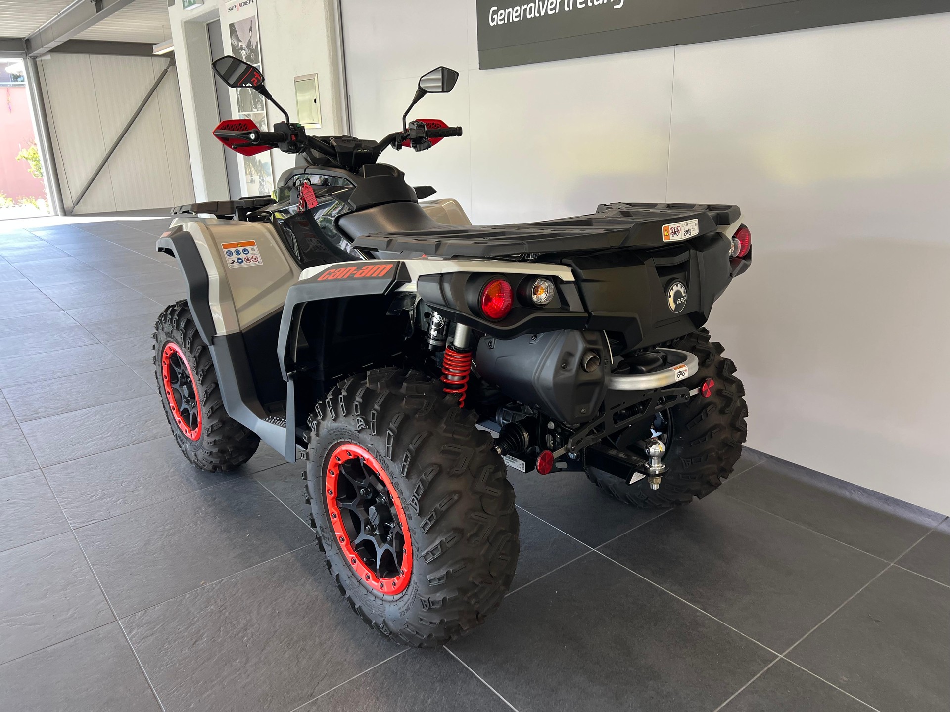 CAN-AM Outlander 1000 XXC ABS-image-5
