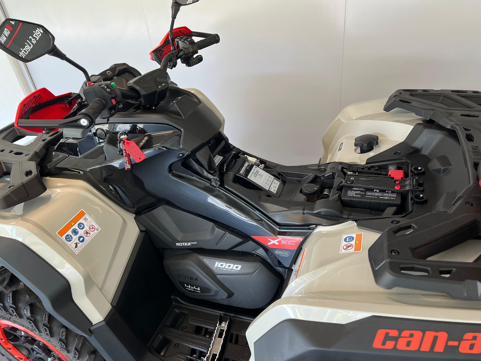 CAN-AM Outlander 1000 XXC ABS-image-9