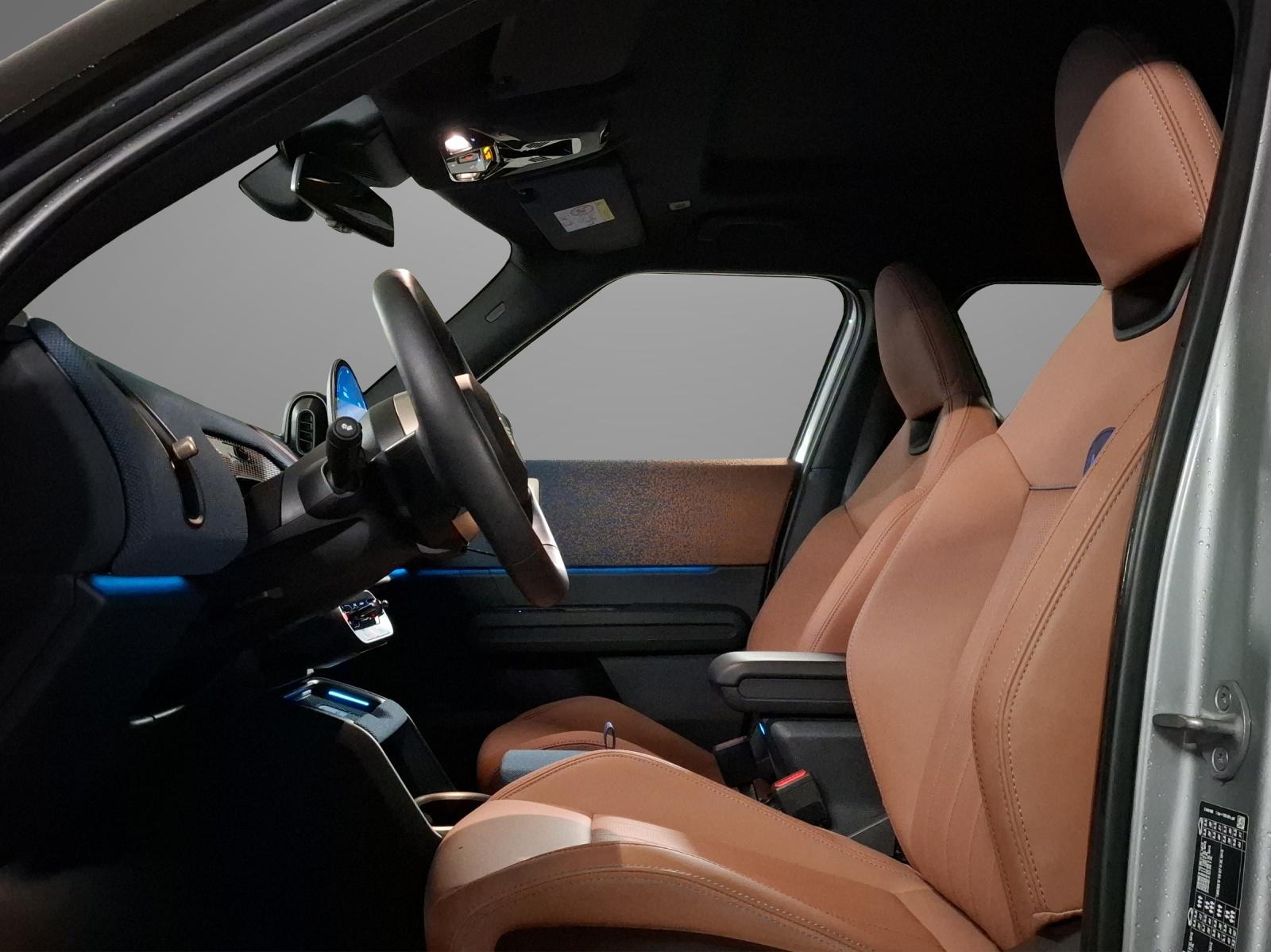 MINI Countryman U25 SE ALL4-image-4