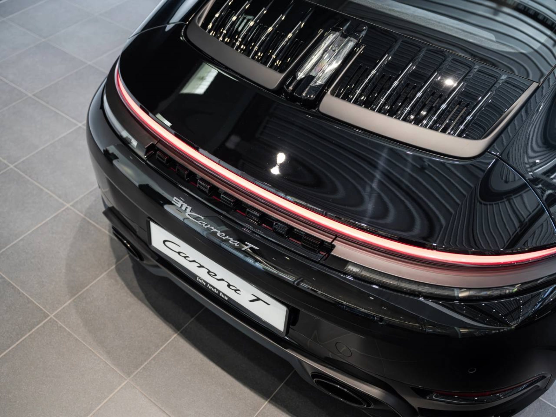 PORSCHE 911 Carrera T-image-25