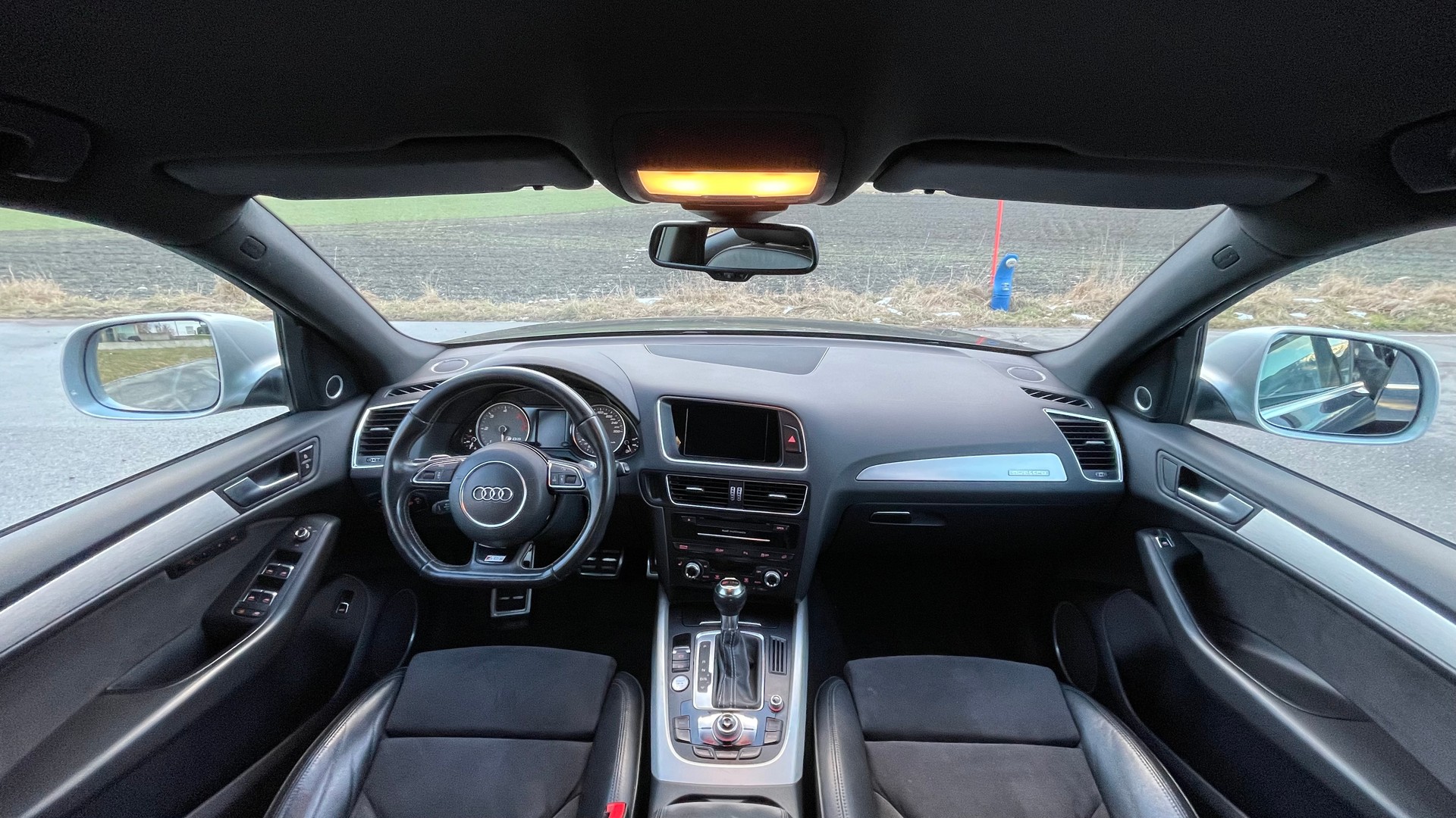 AUDI SQ5 3.0 TDI quattro tiptronic-image-9