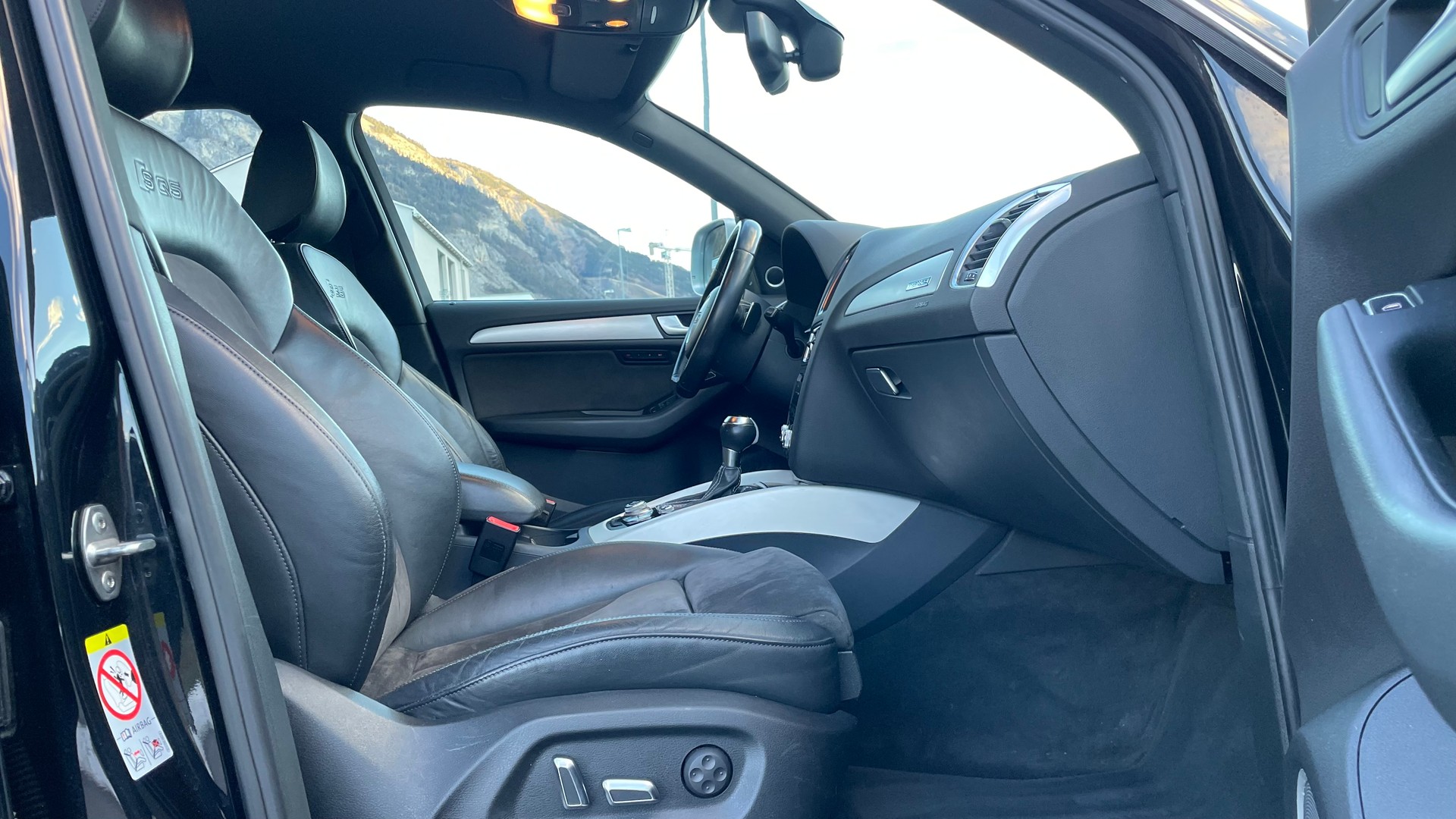 AUDI SQ5 3.0 TDI quattro tiptronic-image-8