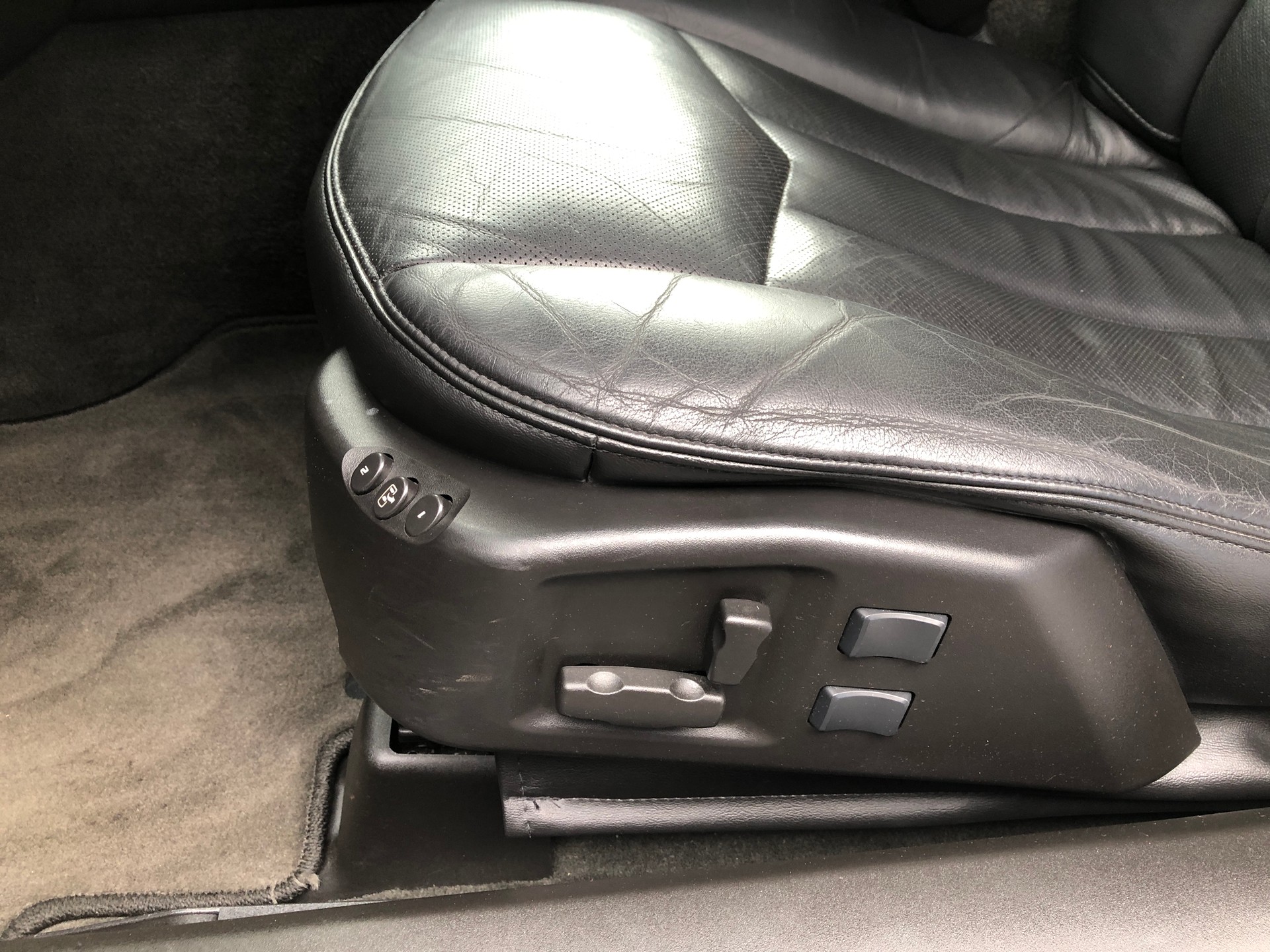 CADILLAC XLR 4.6 32V-image-9