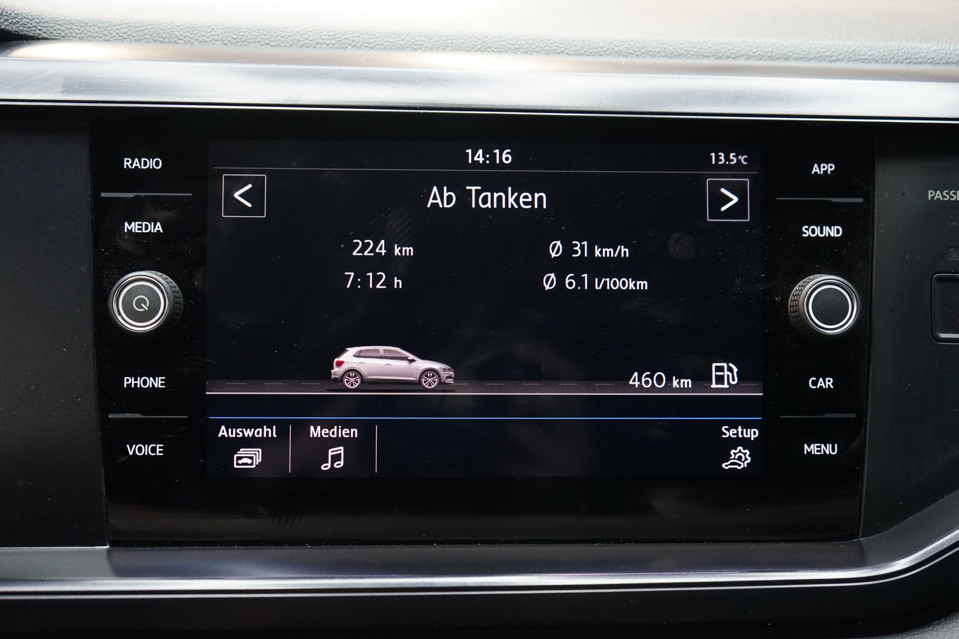 VW Polo 1.0 TSI BMT Trendline-image-12