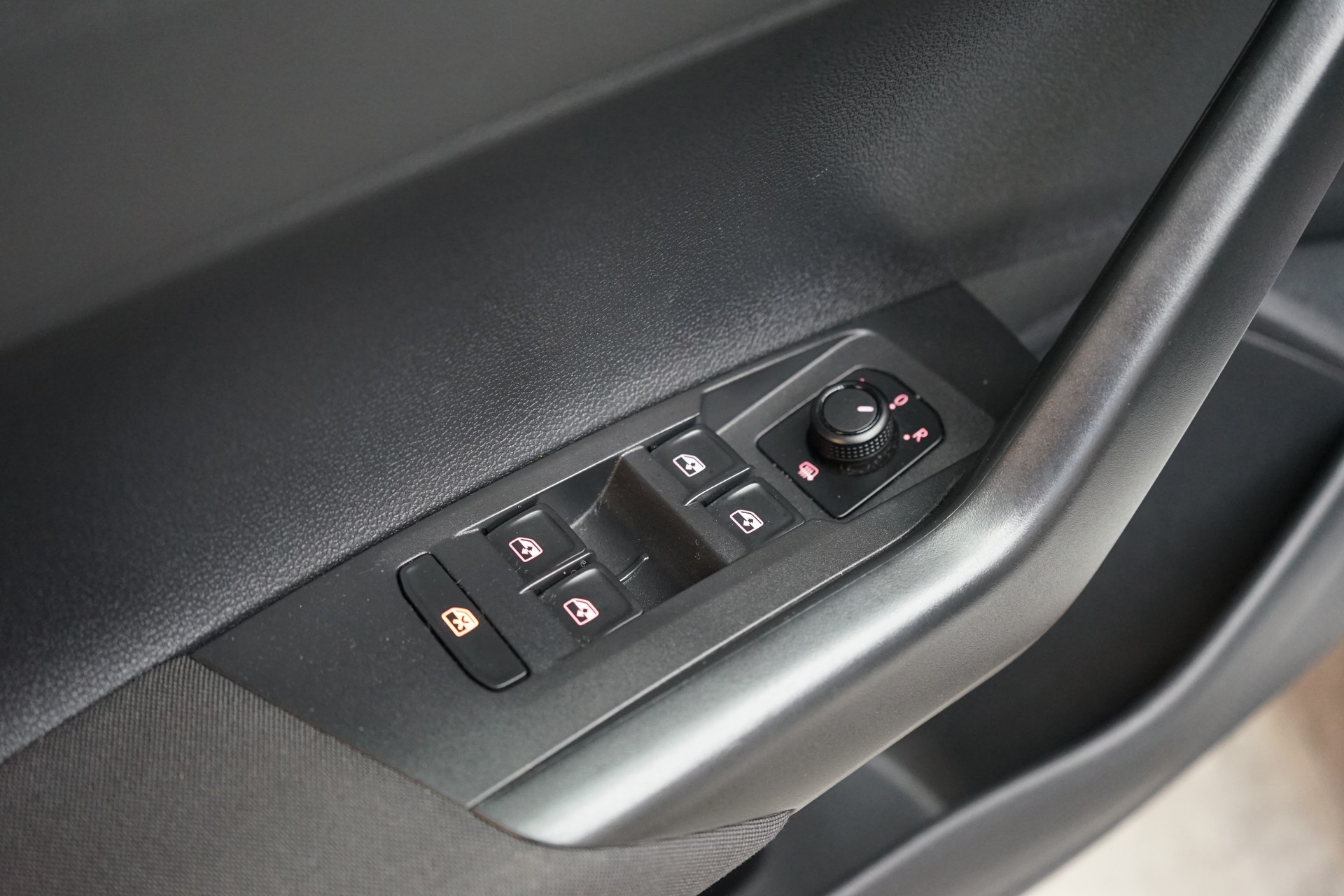 VW Polo 1.0 TSI BMT Trendline-image-15
