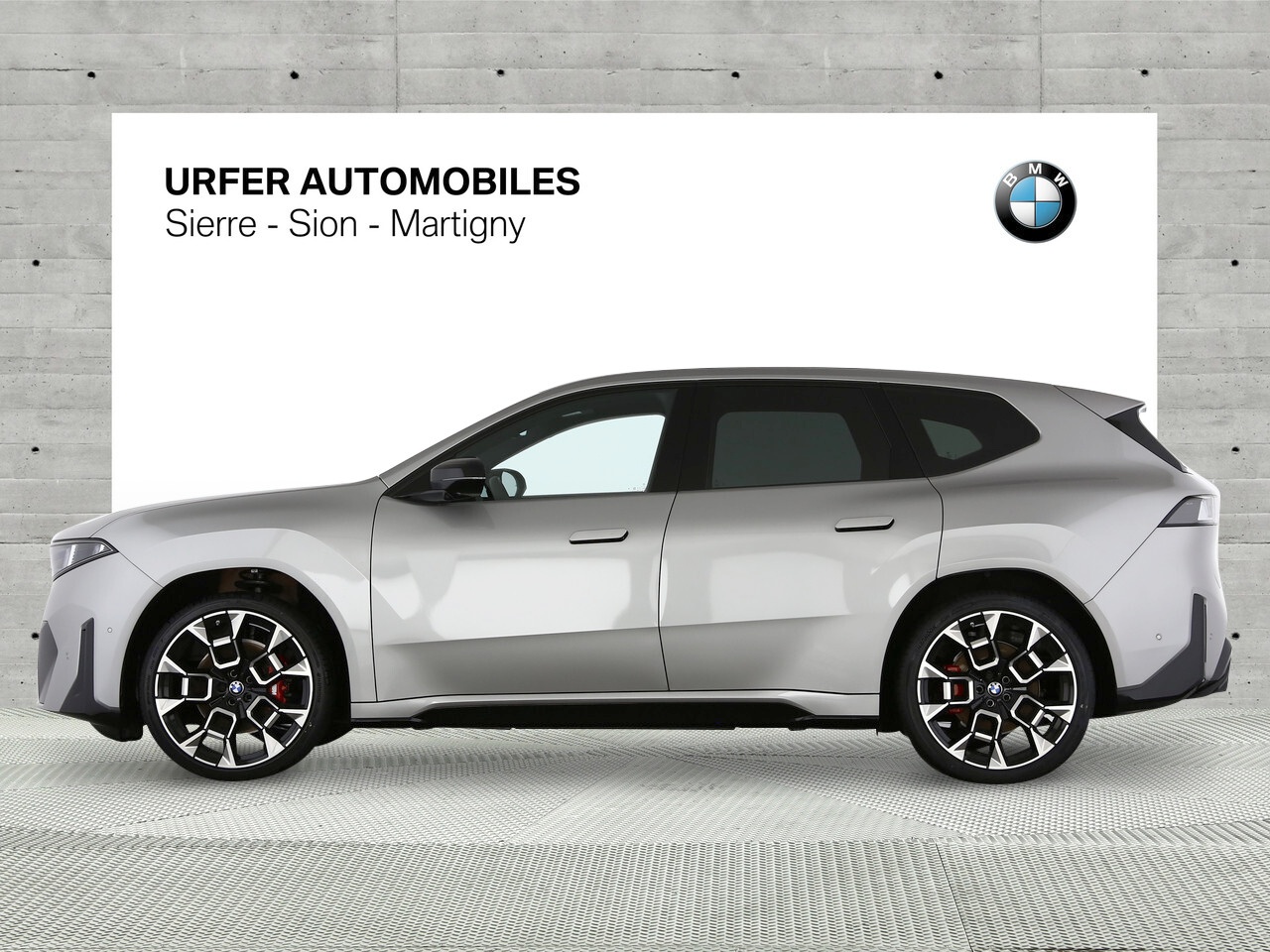 BMW iX3 50 xDrive M Sport Pro-showroom-element-2