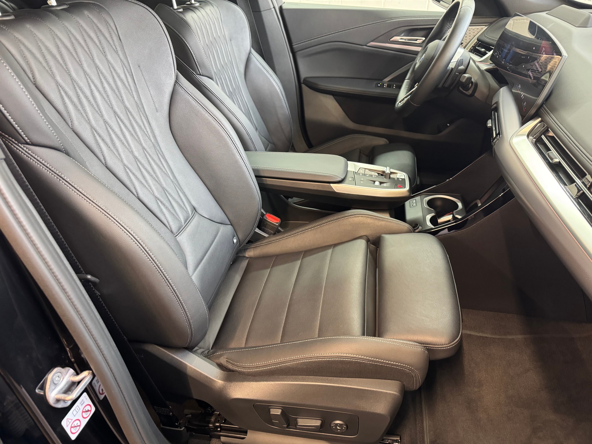 BMW X1 xDrive 20d 48V M Sport Pro-image-17