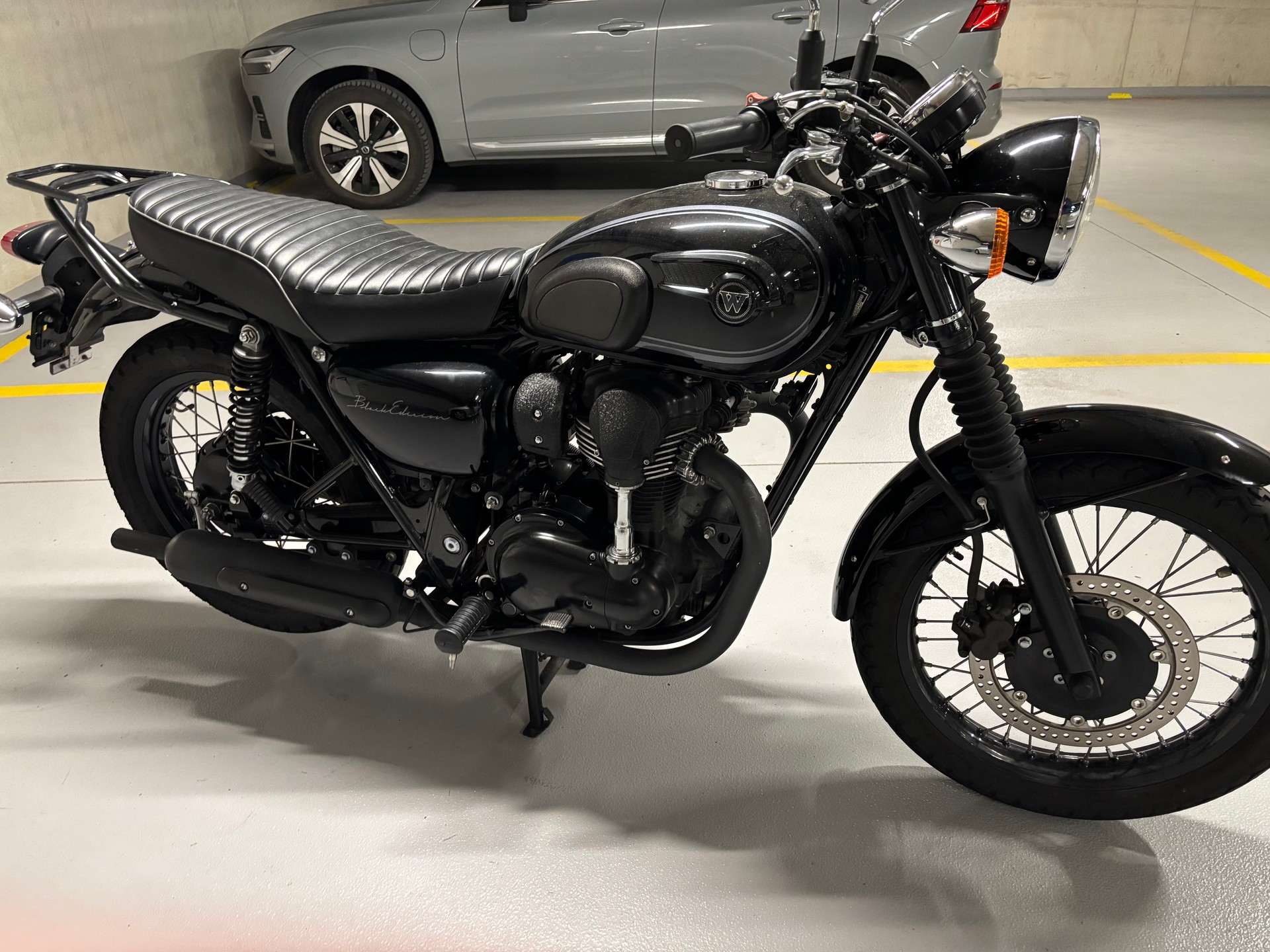 KAWASAKI W 800 Special Edition-image-6