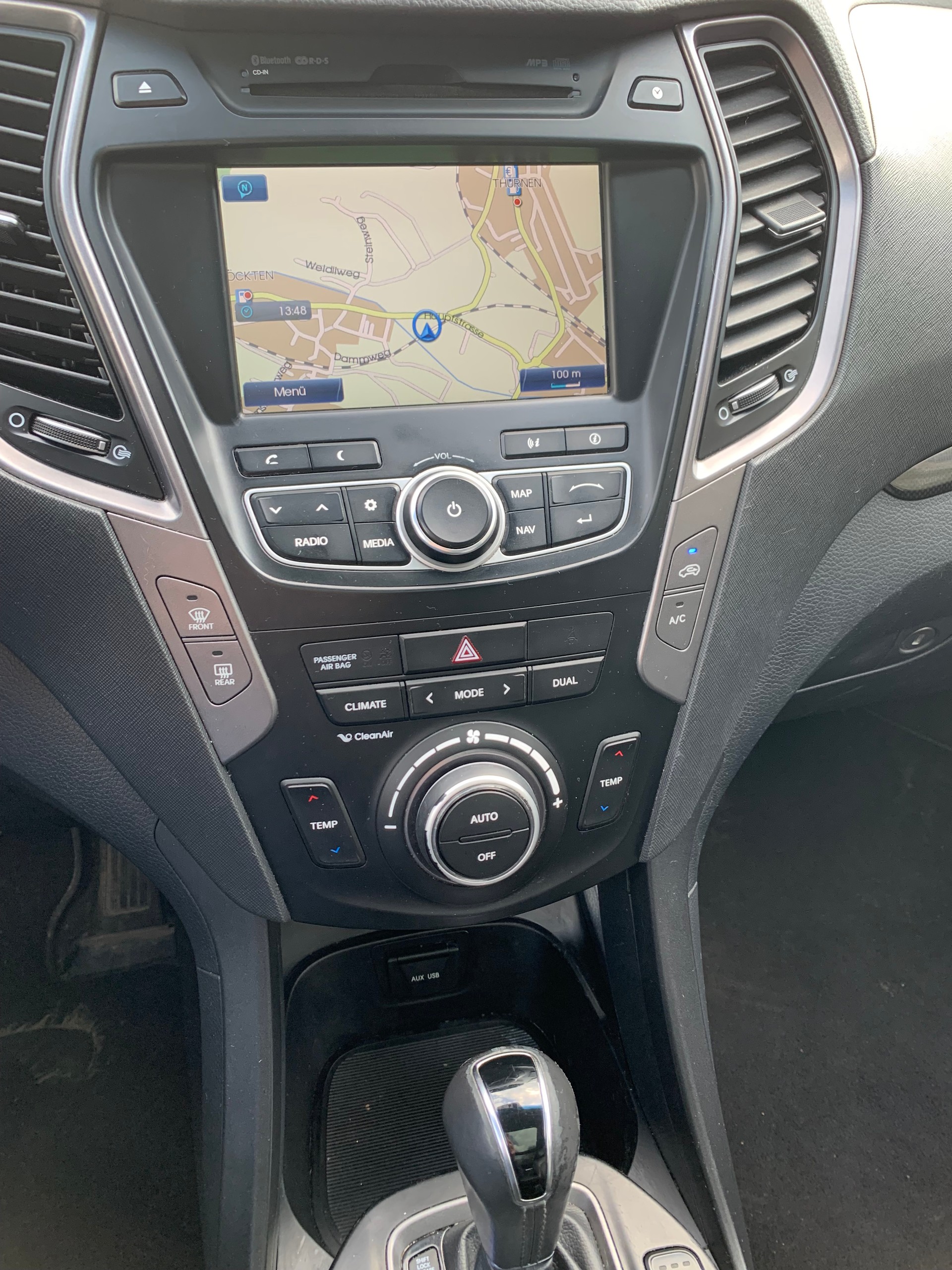 HYUNDAI Santa Fe 2.2 CRDI Premium 4WD Automatic-image-19