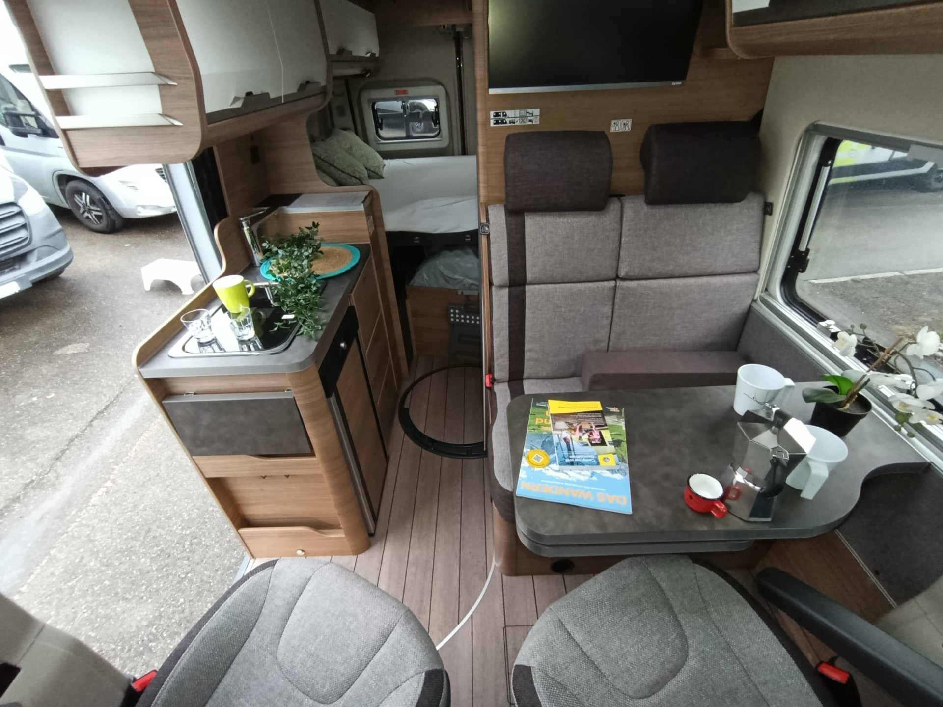 KNAUS BoxLife **maximale Freiheit mit diesem 5.40 M Camper***700Kg Nutzlast**Dieselheizung**höhenverst. Hubbett**Alltags- Fahrzeug**-showroom-element-1