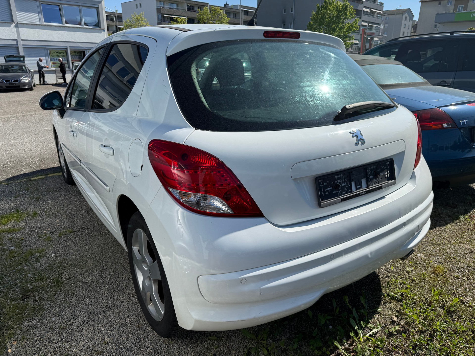 PEUGEOT 207 1.6 16V Allure Automatic-image-9