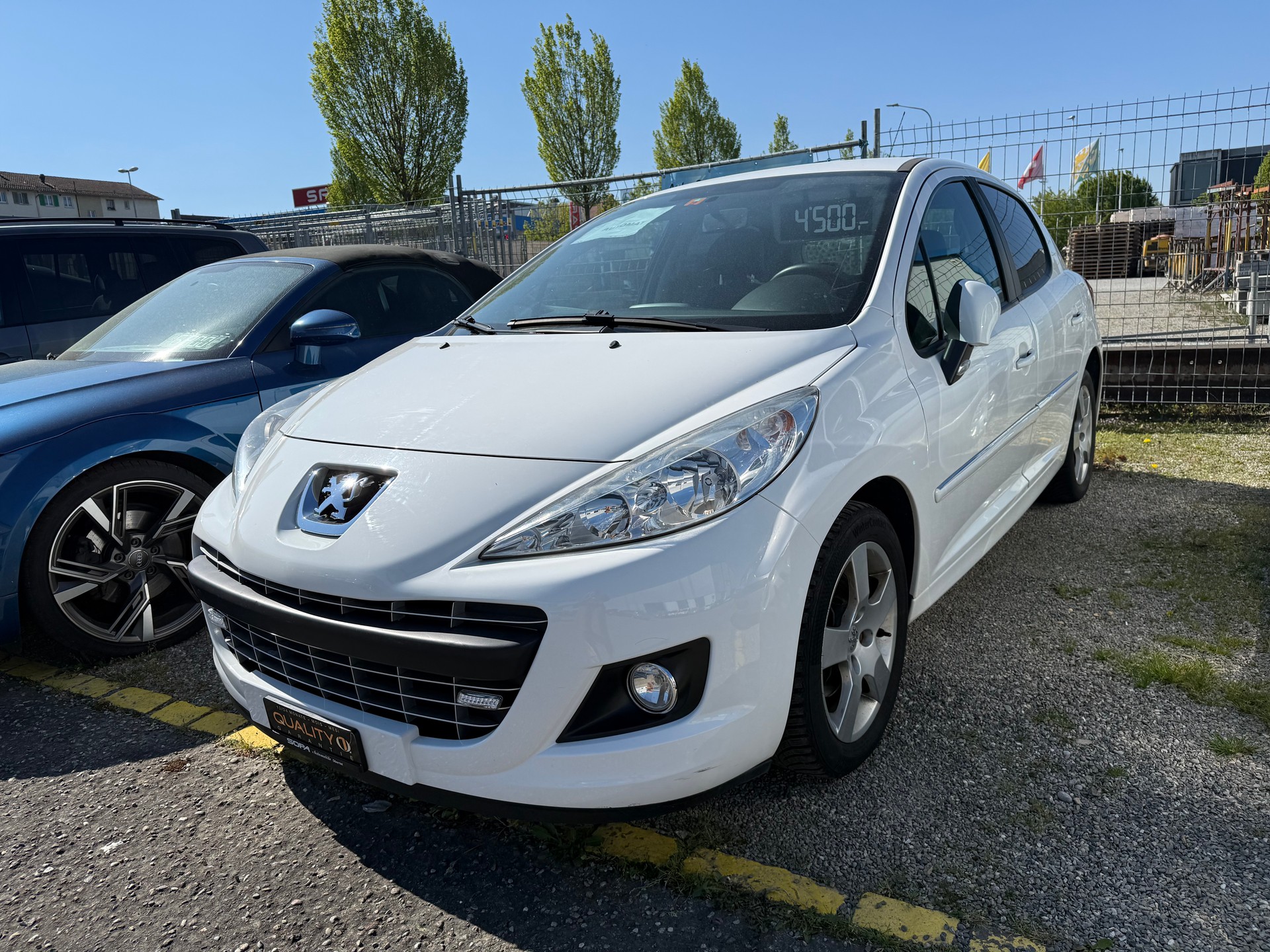 PEUGEOT 207 1.6 16V Allure Automatic-image-2